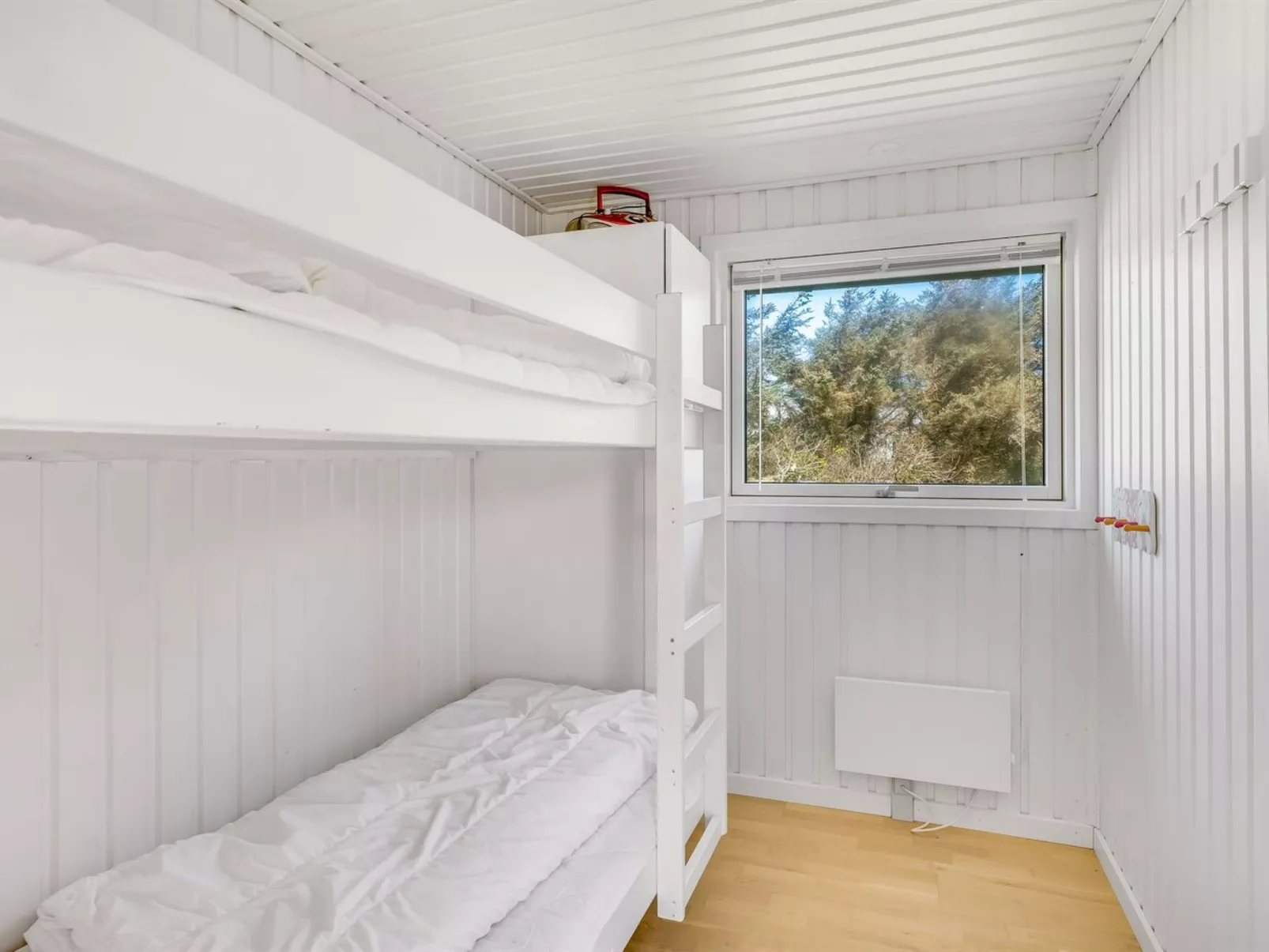"Carelle" - 300m from the sea - Binnen