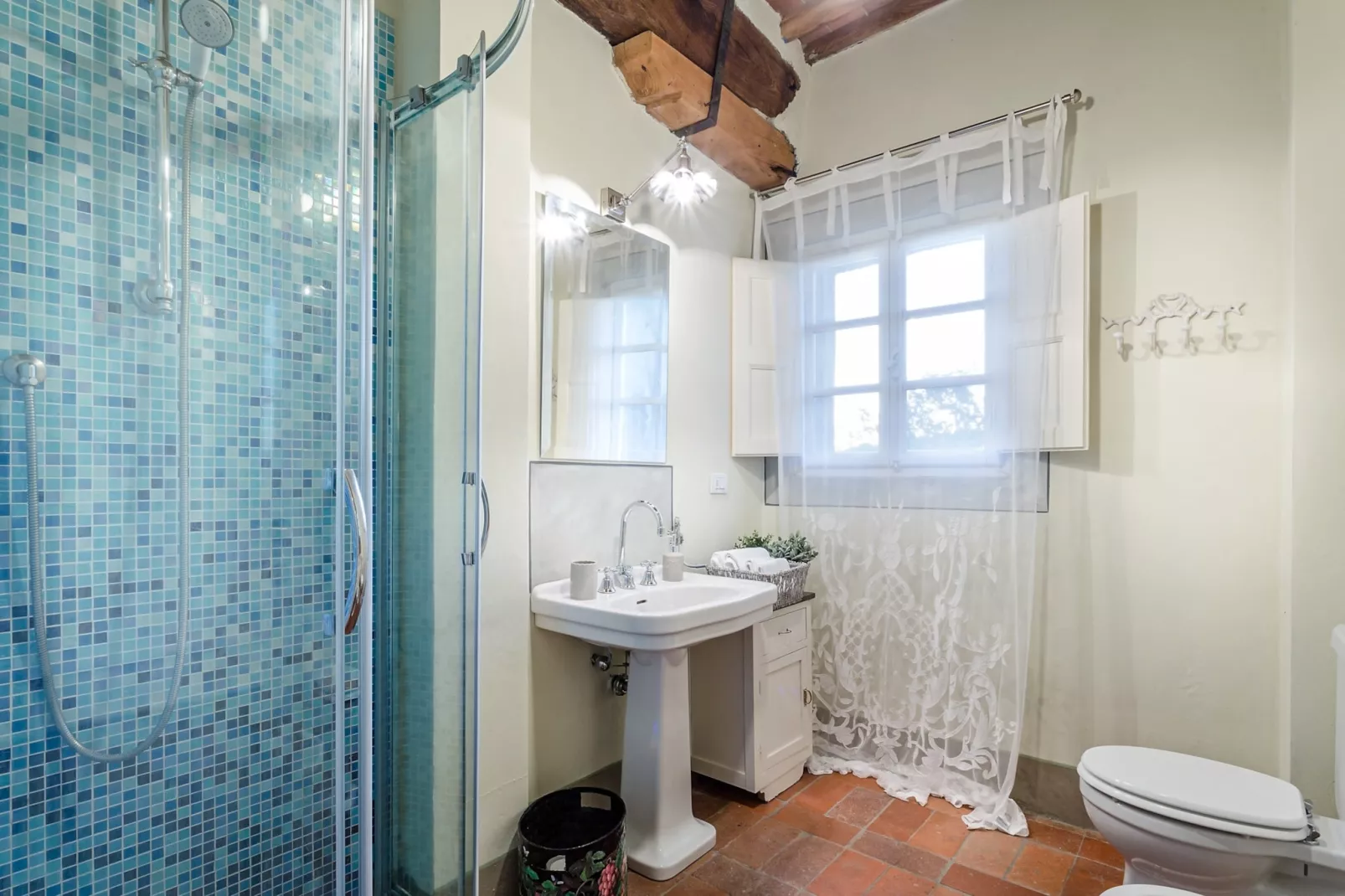 Il Frantoio Farmhouse Apartment - Badkamer