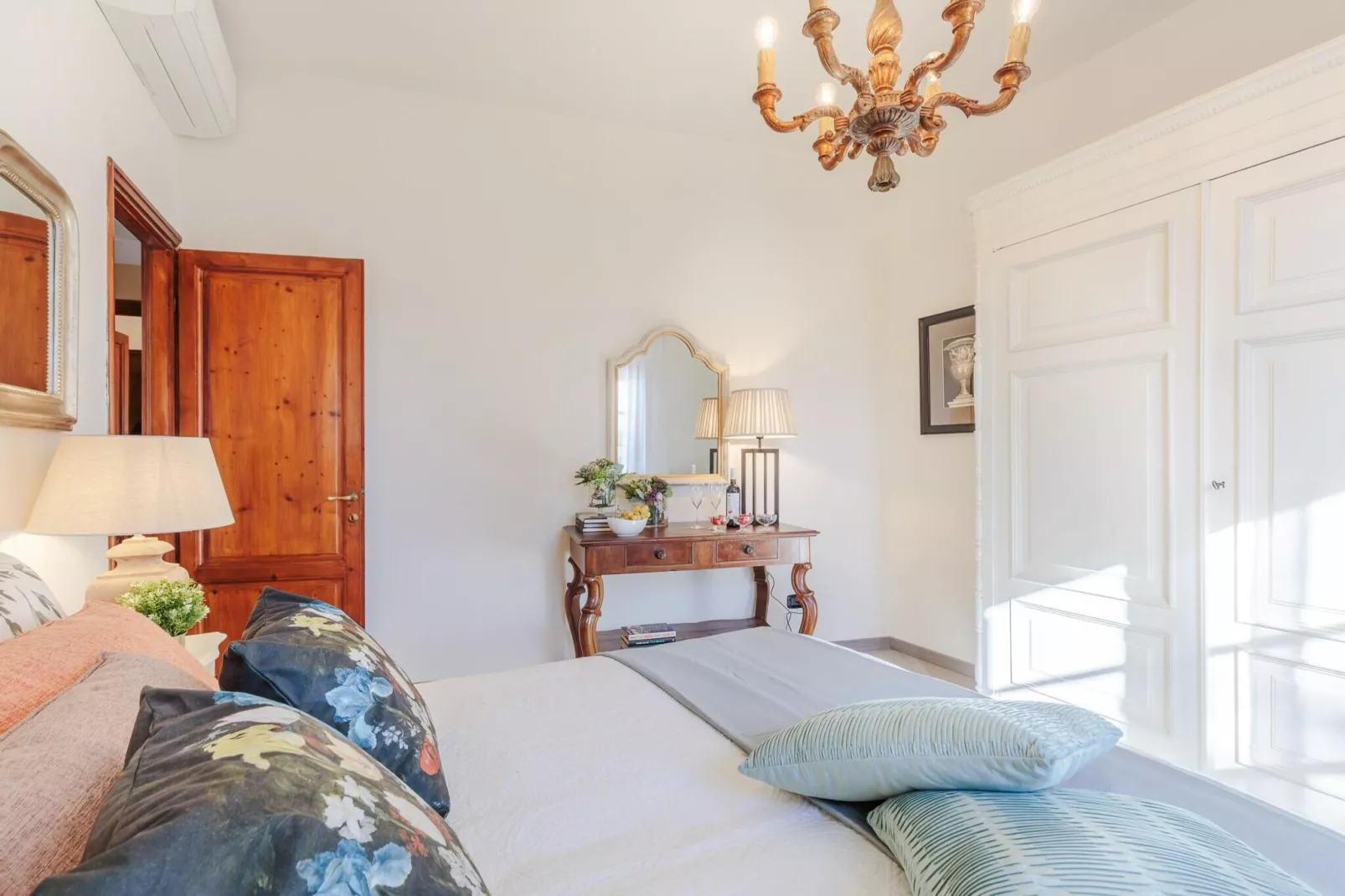 Amore Farmhouse Retreat - Slaapkamer