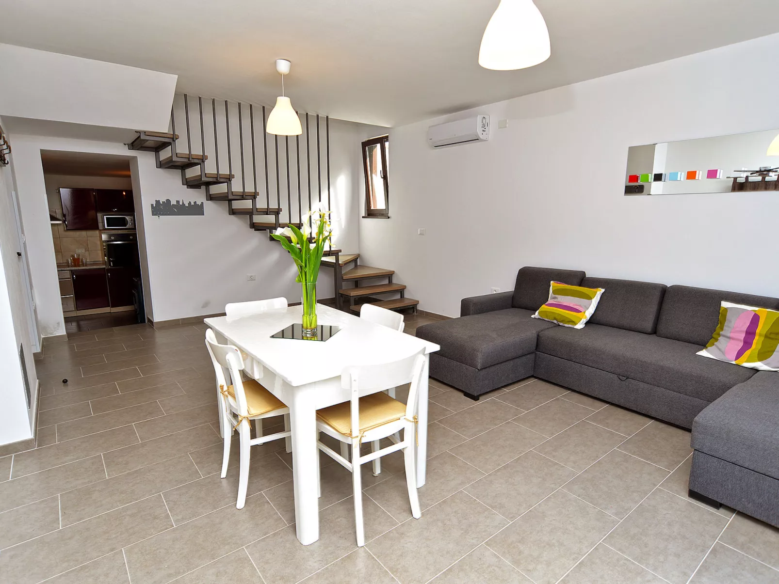 House 682 - Binnen