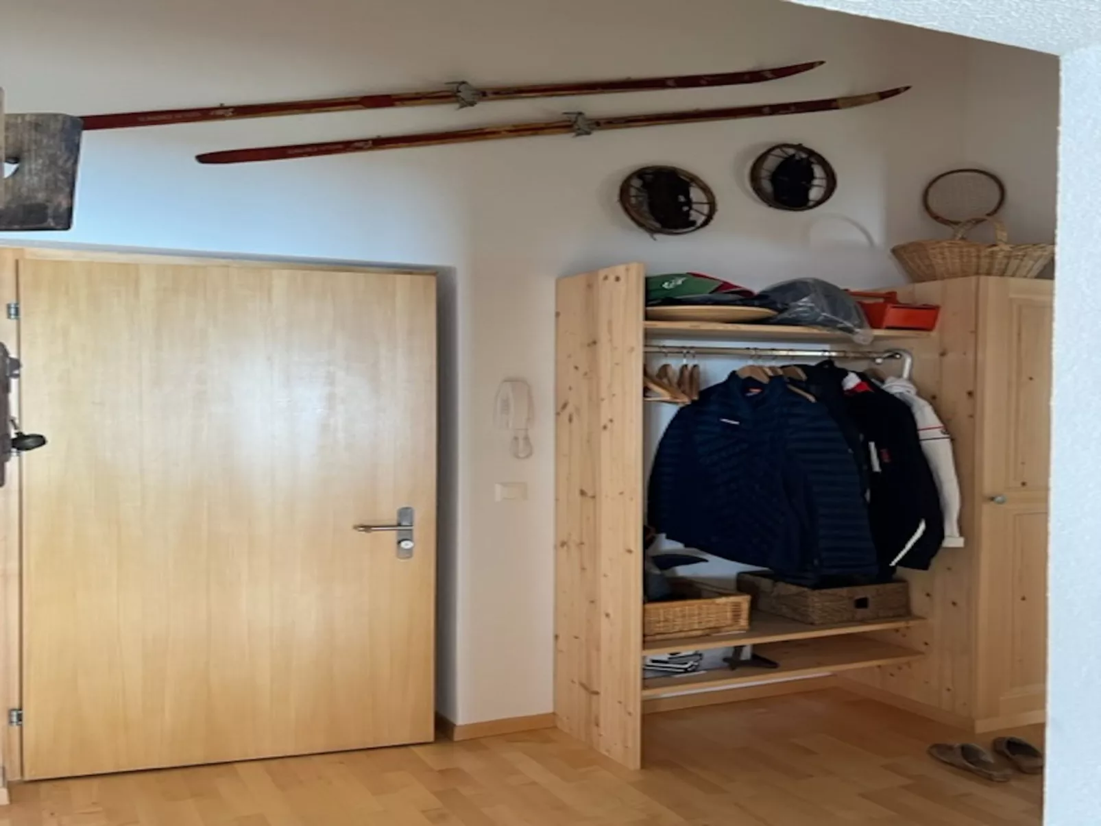 Frienwohnung Alpatli, Obersaxen-Miraniga, (Obersaxen). - Binnen