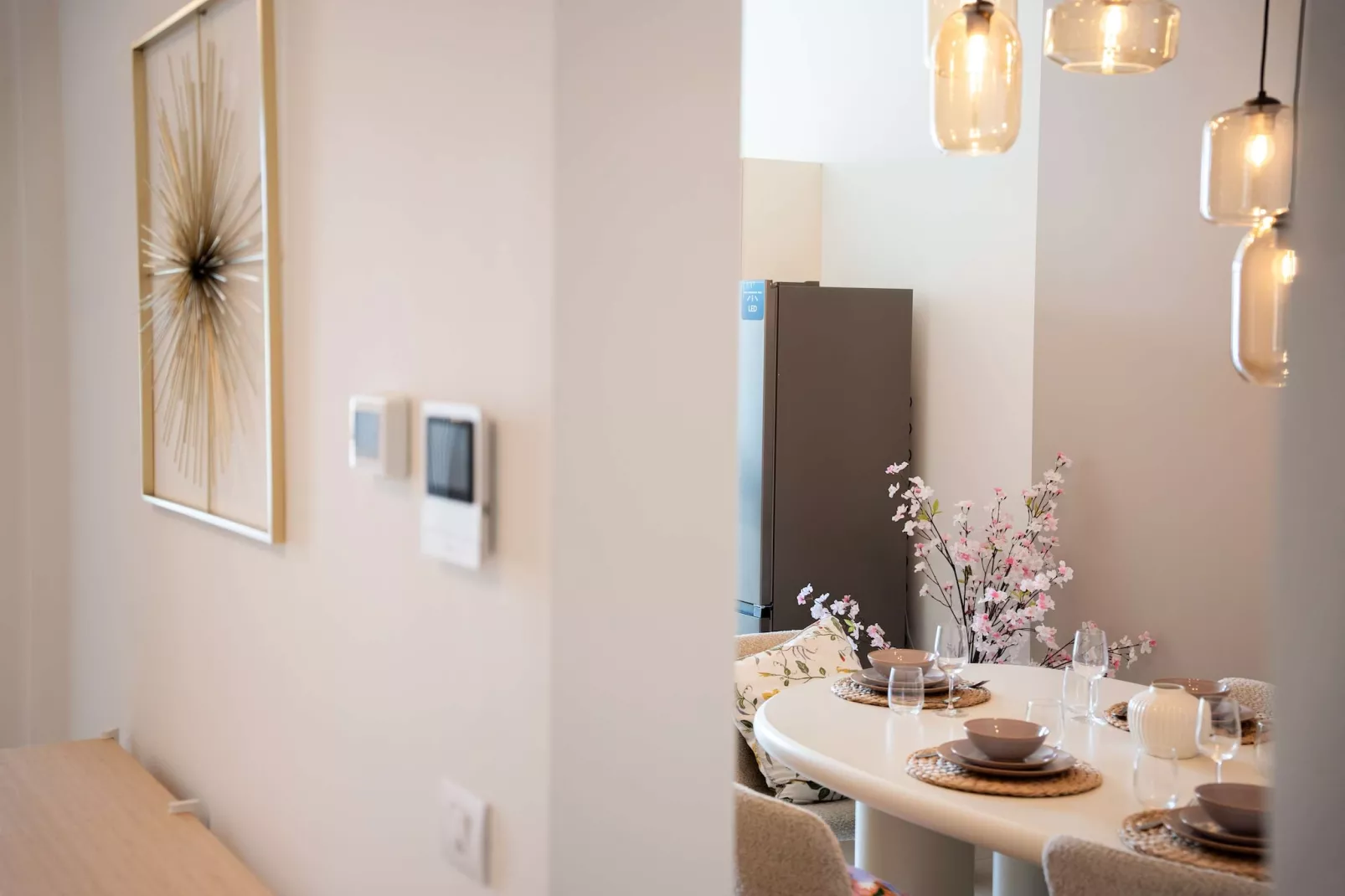 One Lux Stay 2BR/ 2BA Antwerp near Central Station - Eetkamer