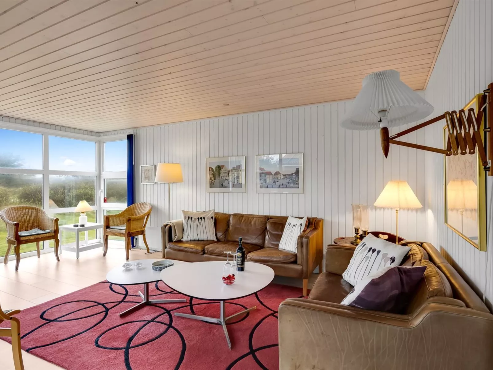 "Pertti" - 400m from the sea - Binnen