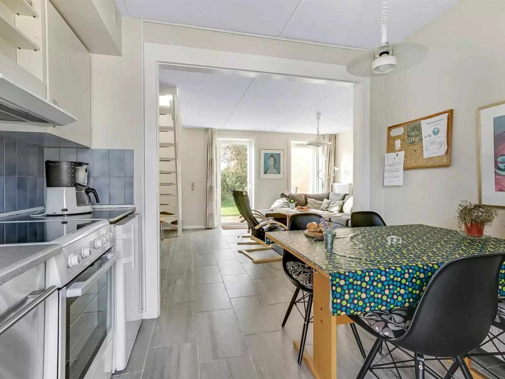 "Palni" - 2.3km from the sea - Binnen