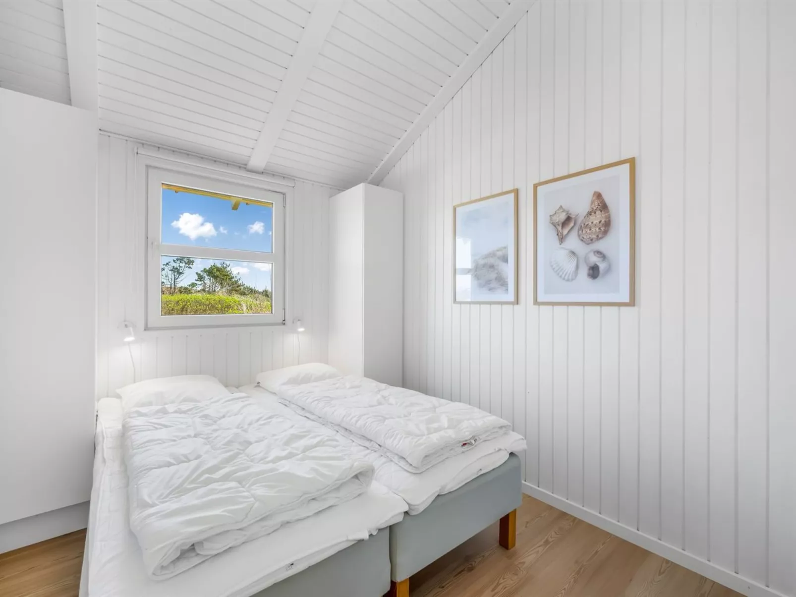 "Midja" - 800m from the sea - Binnen