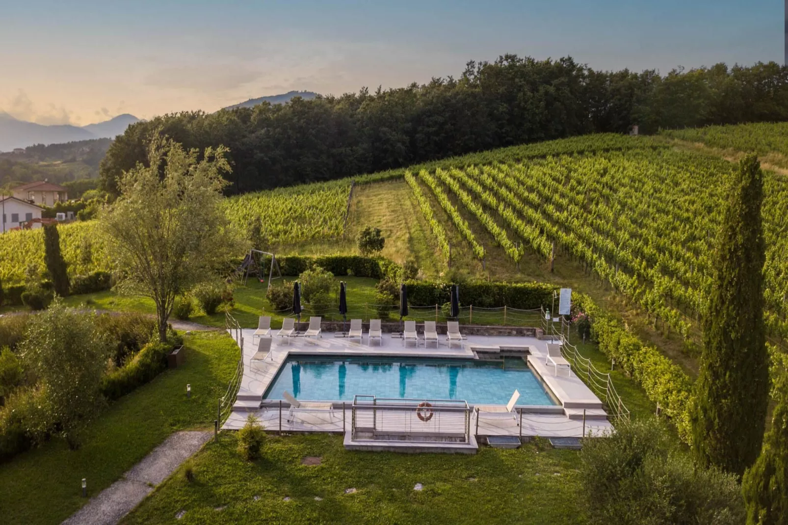 Donato, Farmhouse Apartment with Pool - Zwembad