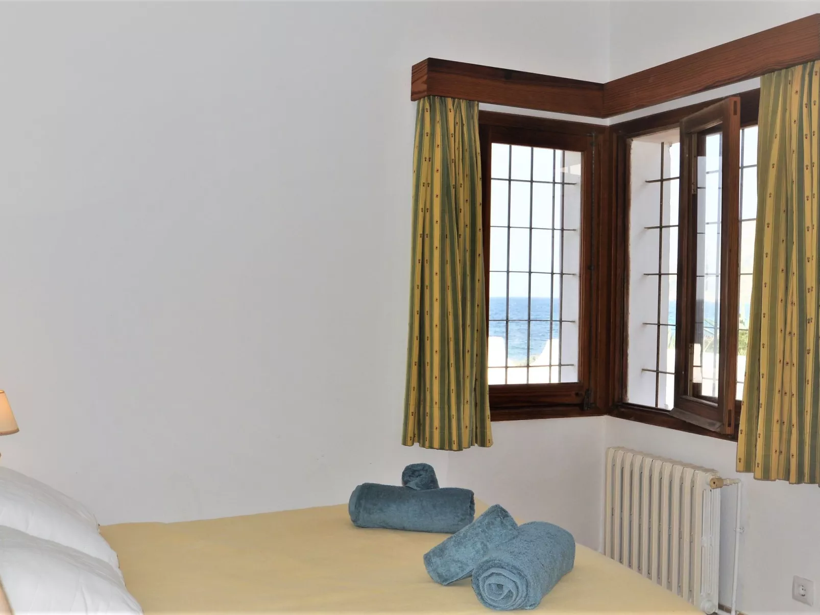 Villa XOROI con Piscina en Betlem (Mallorca) con vistas a la Bahía de Alcudia y - Binnen