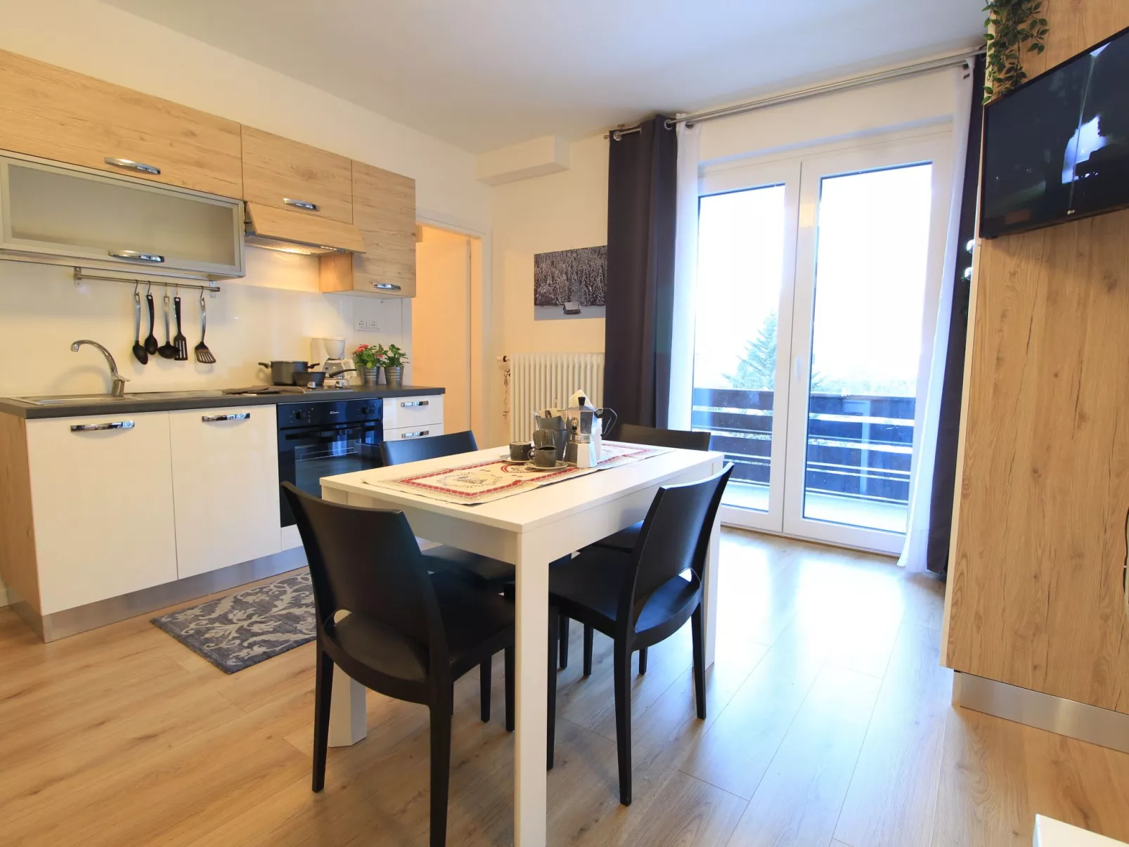 Haus Dorle.Ferienwohnung im Zentrum eines Skigebiets, wenige Geminuten von Skil - Binnen