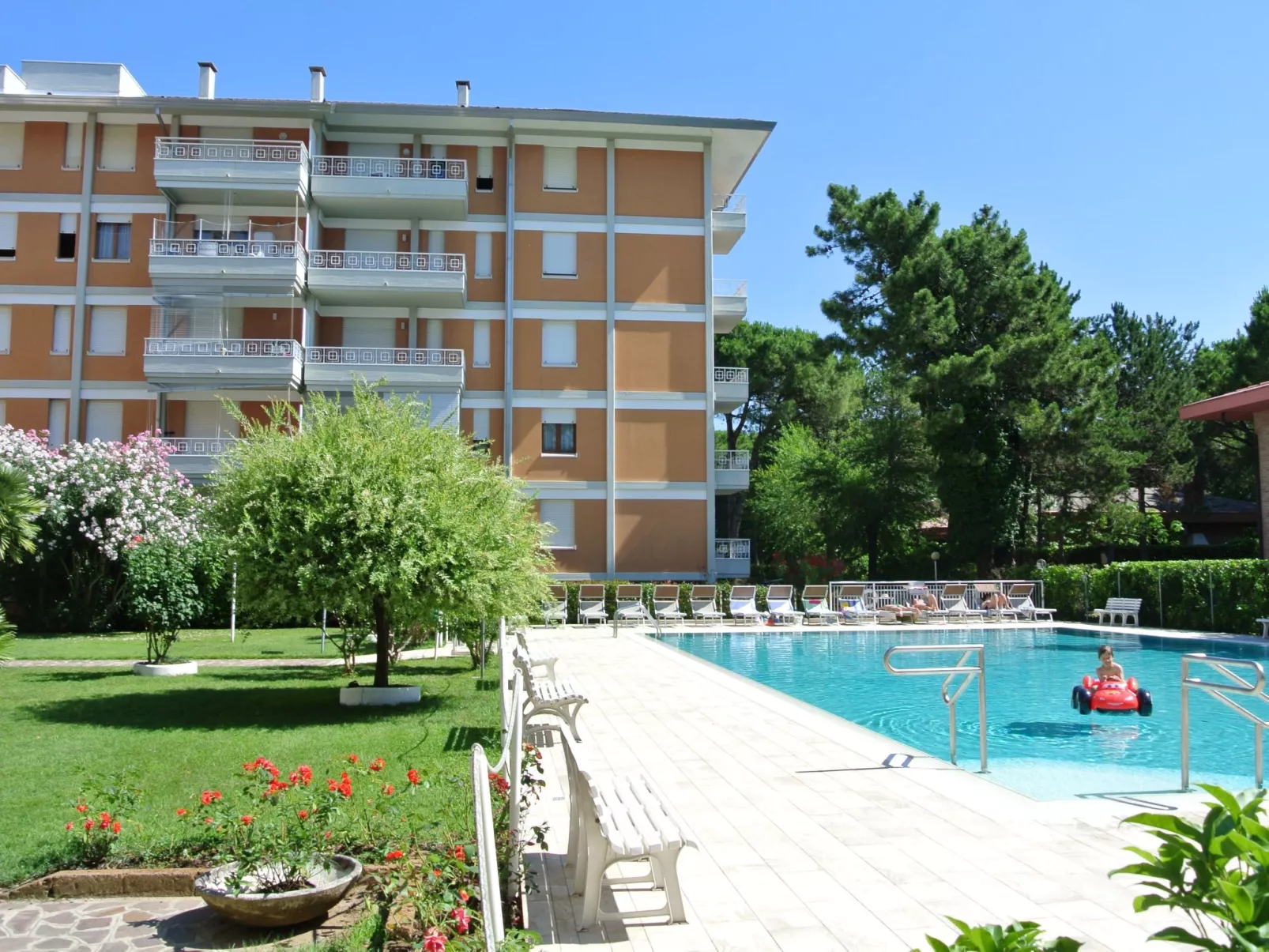 Residence Gardena - Ferienwohnung 11 mit Pool - Buiten