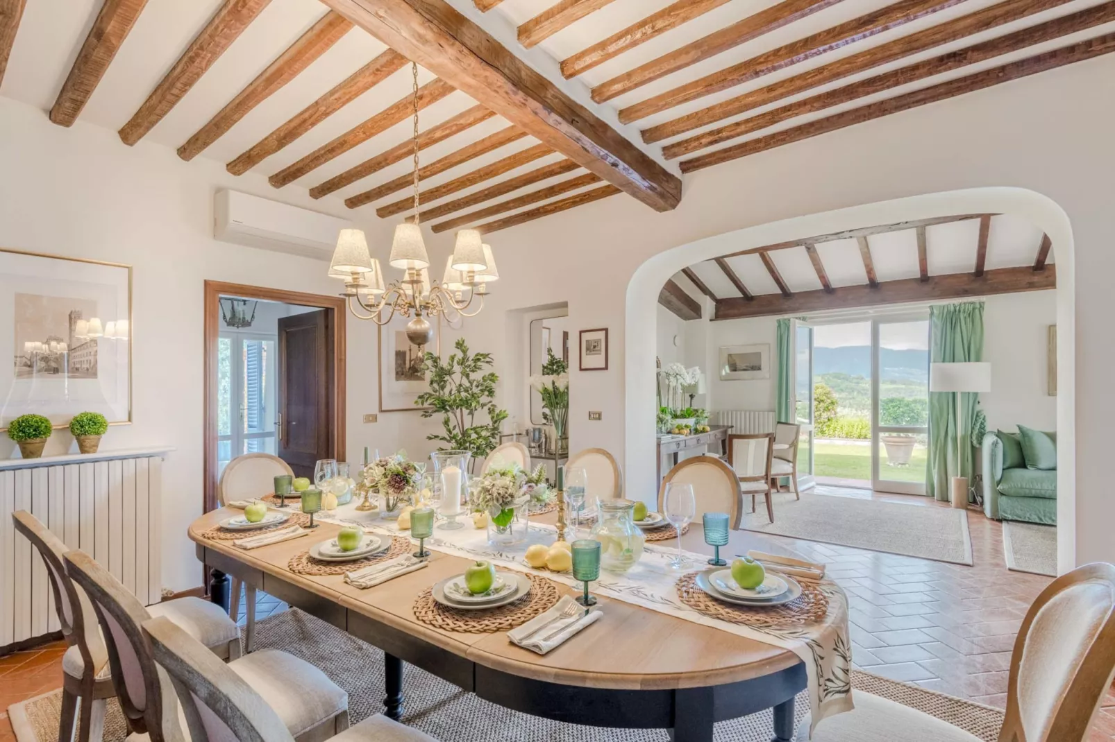 Villa Lontana - Eetkamer