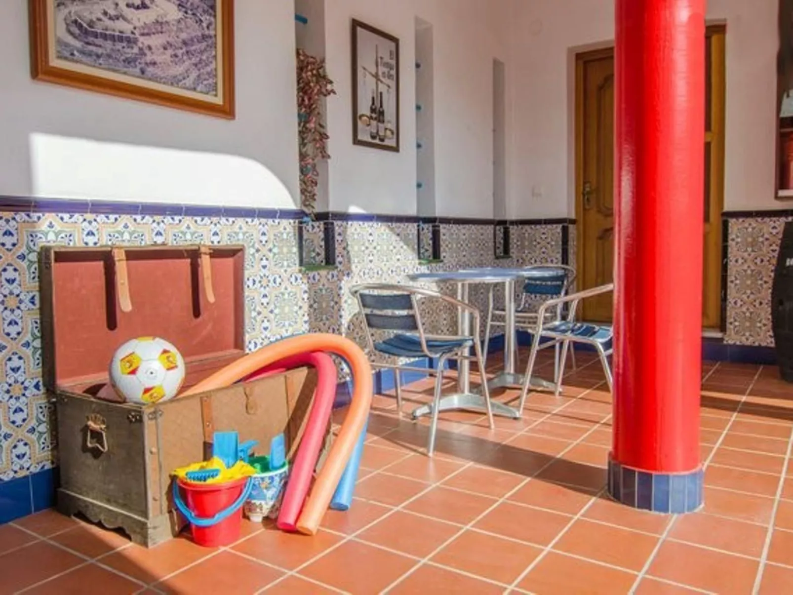 "Sevilla" mit Gemeinschaftspool in einem andalusischen "Cortijo" in Chilches - Buiten
