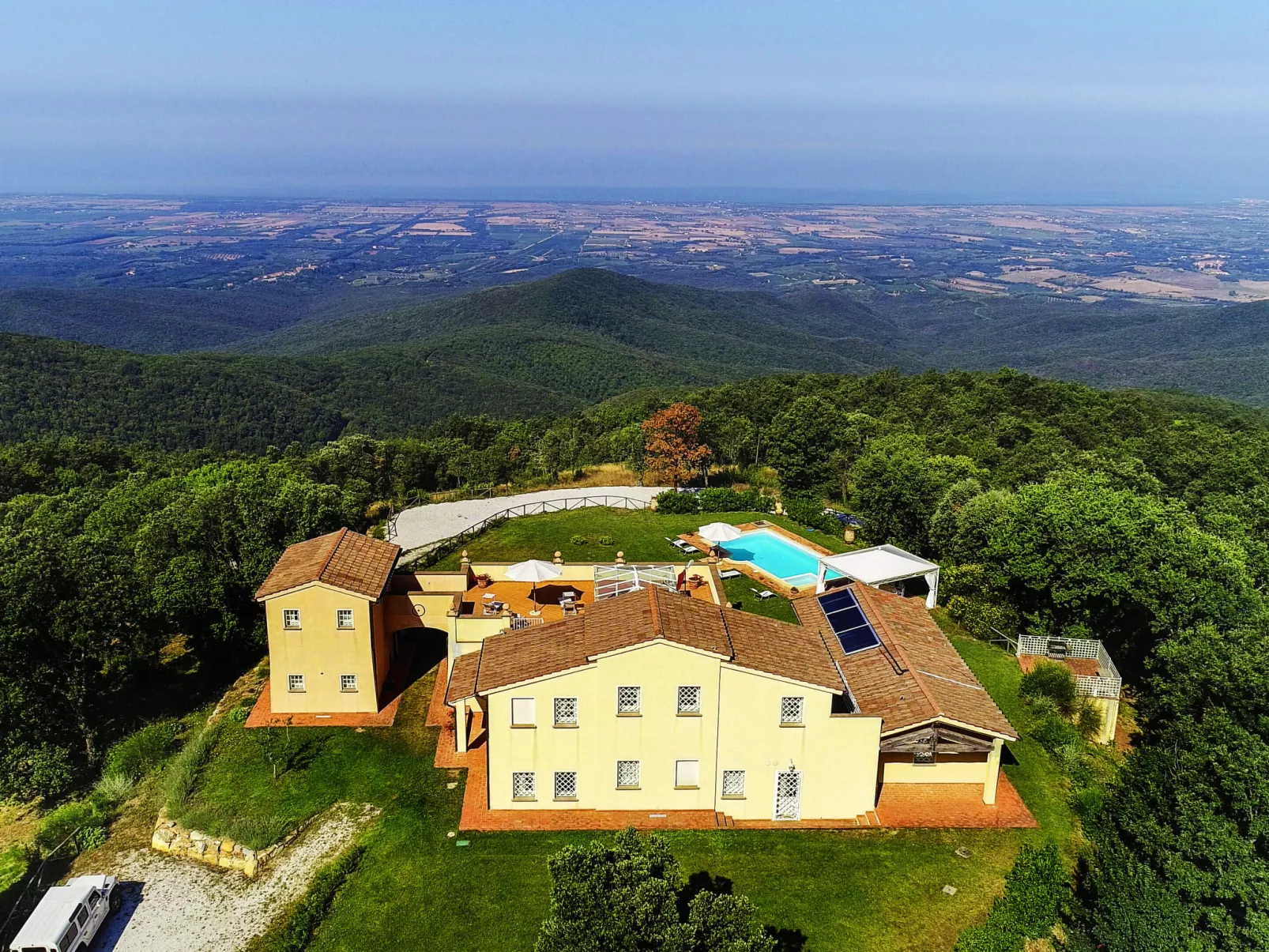 Poggio al Pruno-Buiten