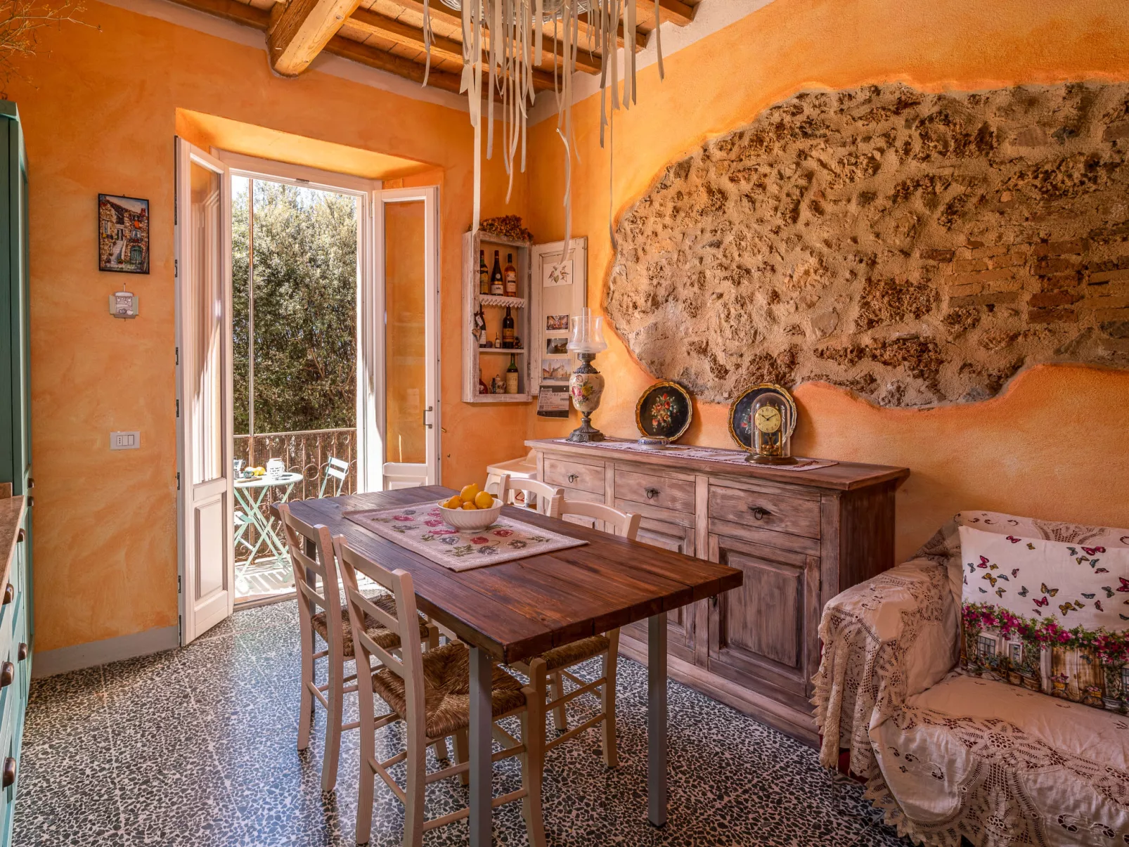 Casa dell´Arco-Binnen