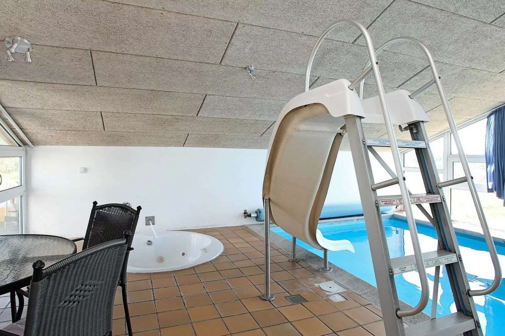 Charmant vakantiehuis in Hjørring aan zee-Zwembad