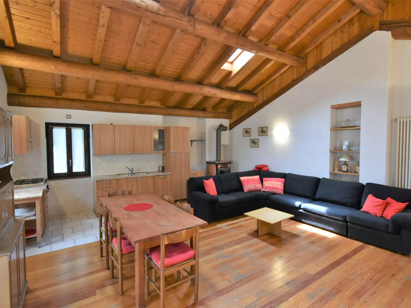 Isola di Madesimo Apartments-Binnen