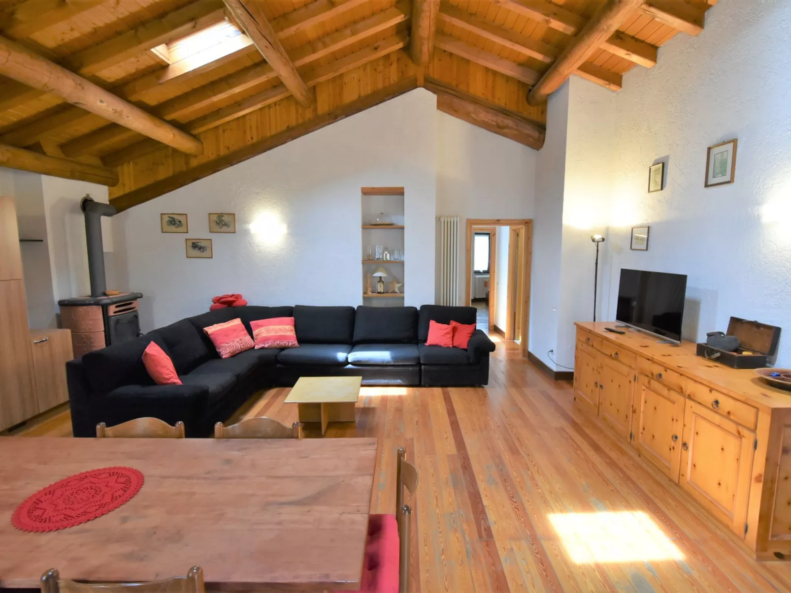Isola di Madesimo Apartments-Binnen