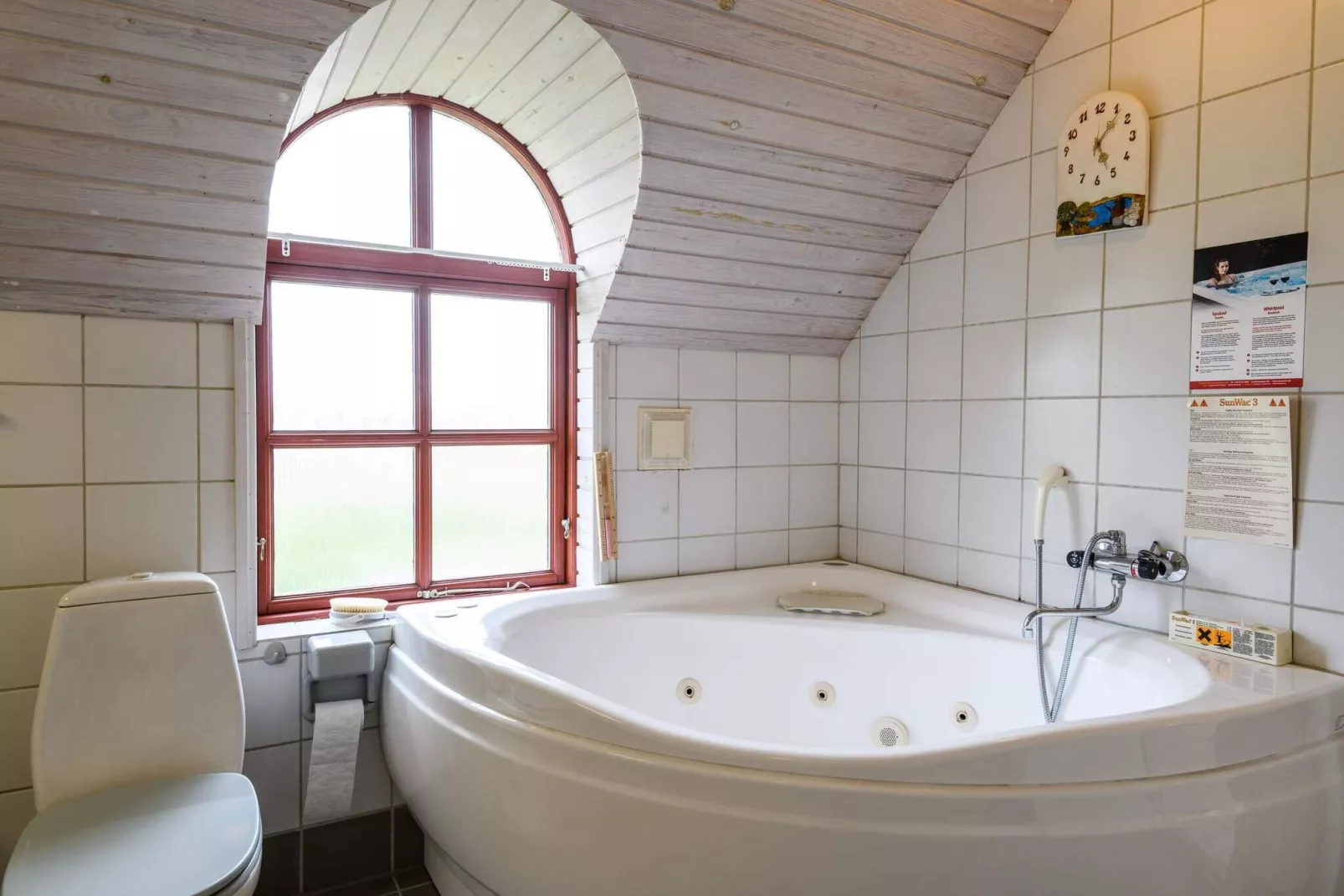 7 persoons vakantie huis op een vakantie park in Hvide Sande-Spa