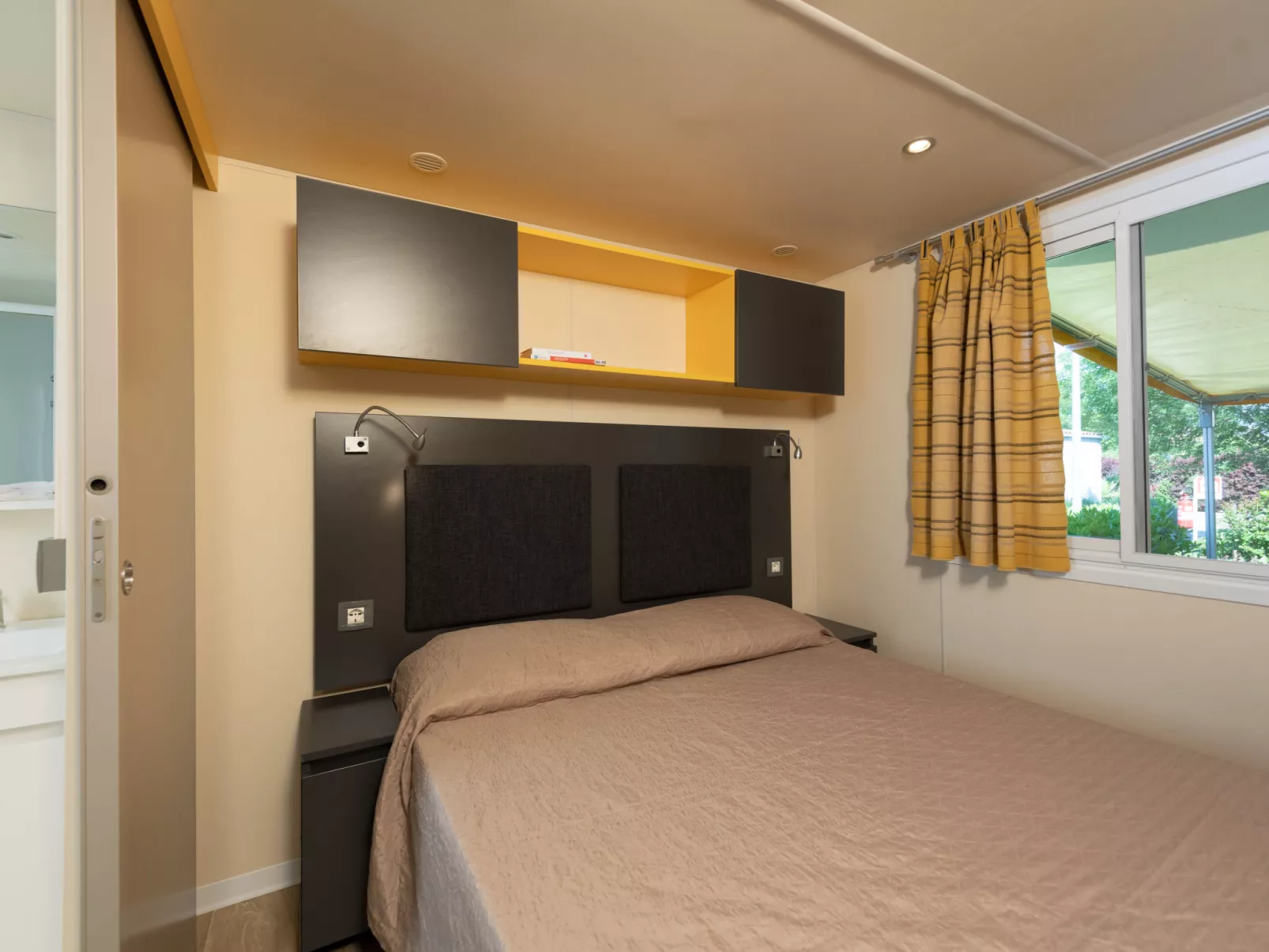 Garda Suite Trendy-Binnen