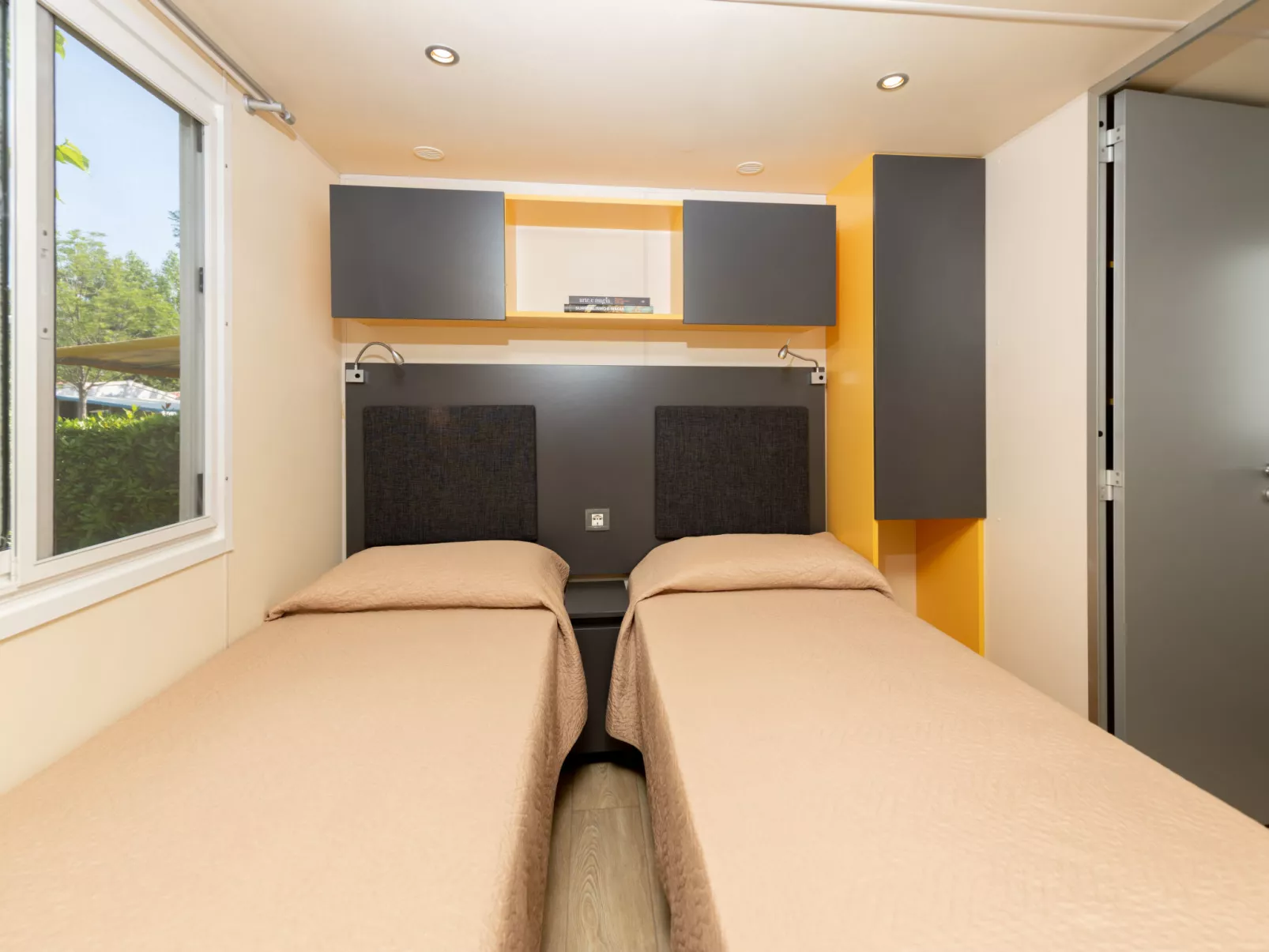 Garda Suite Trendy-Binnen