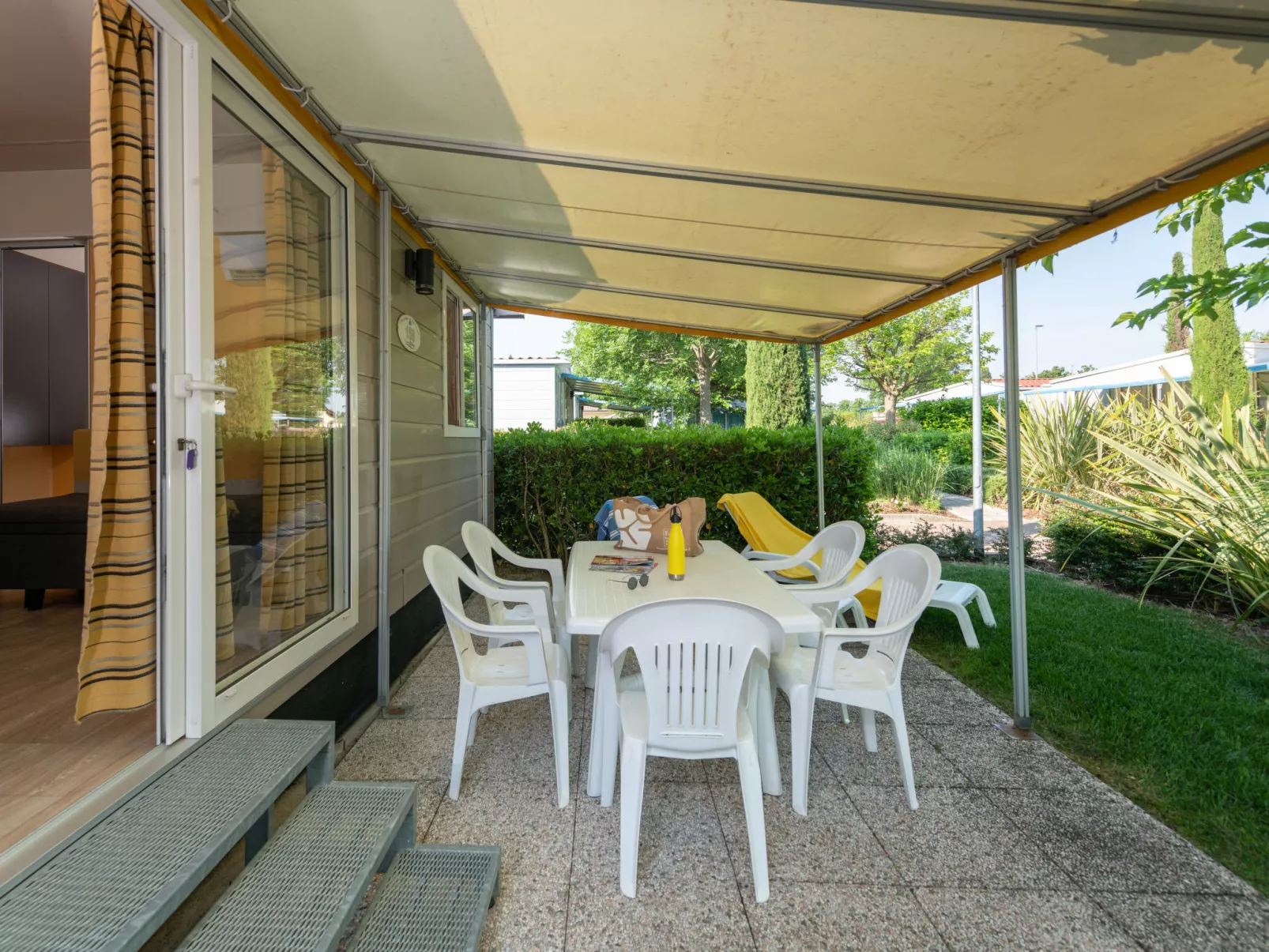 Garda Suite Trendy-Buiten