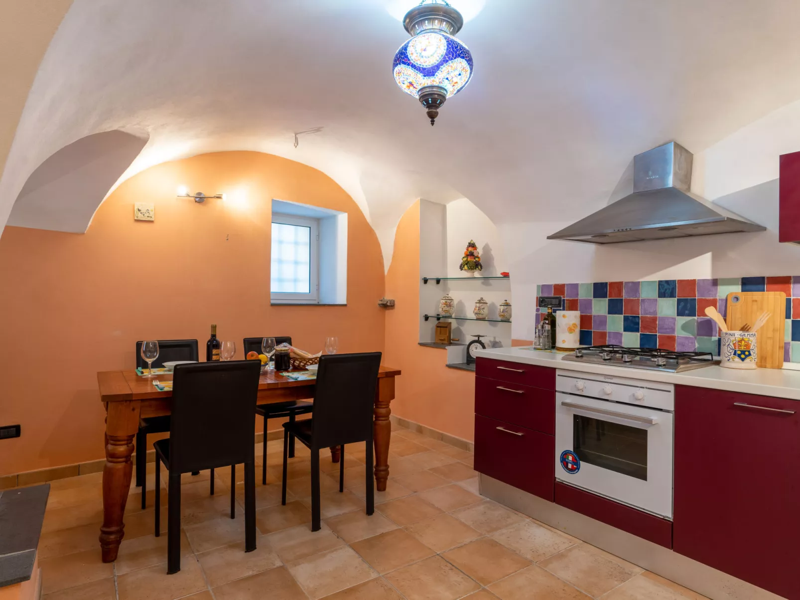 Casa Derna-Binnen