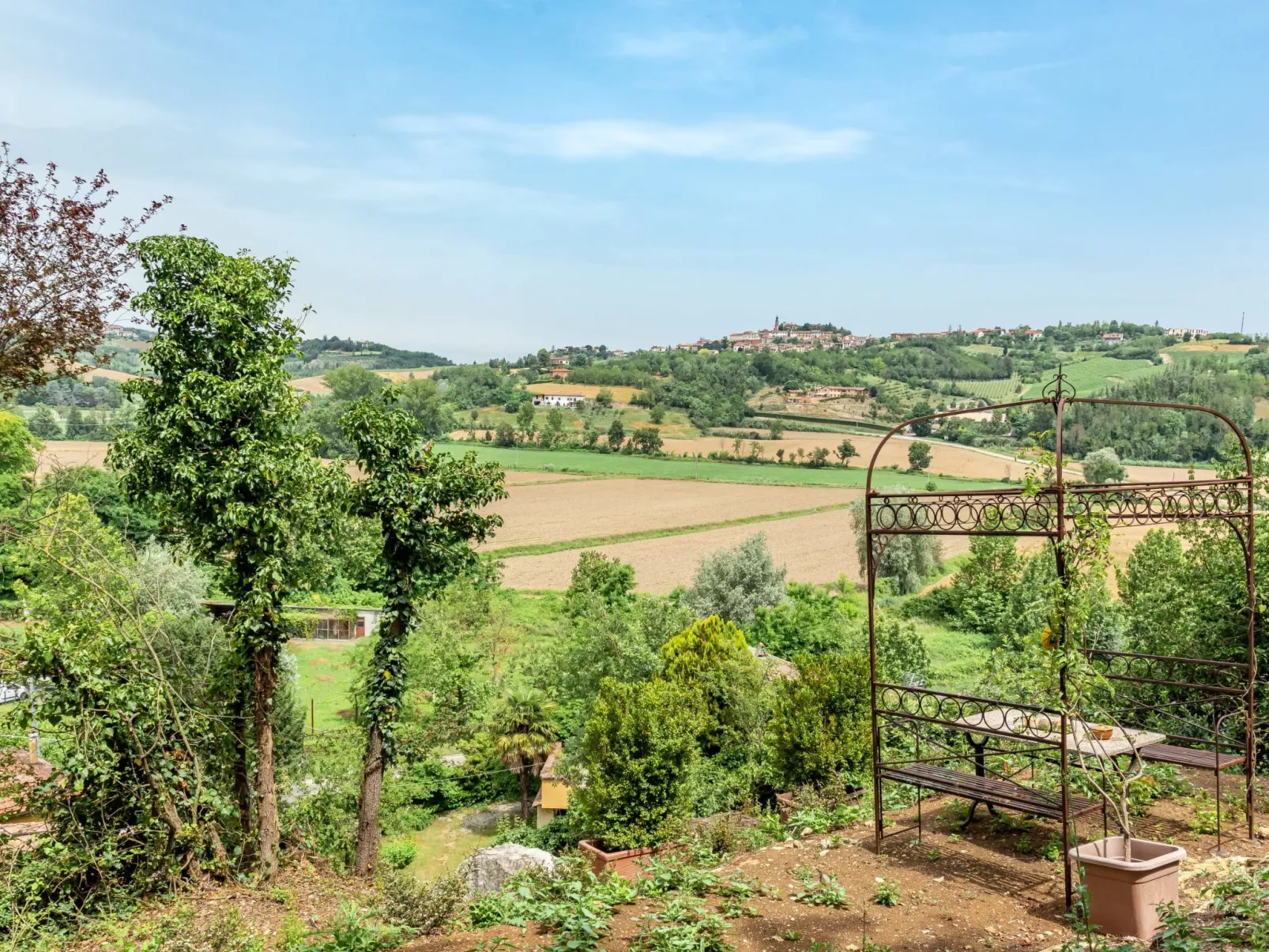 La Tartufa-Buiten