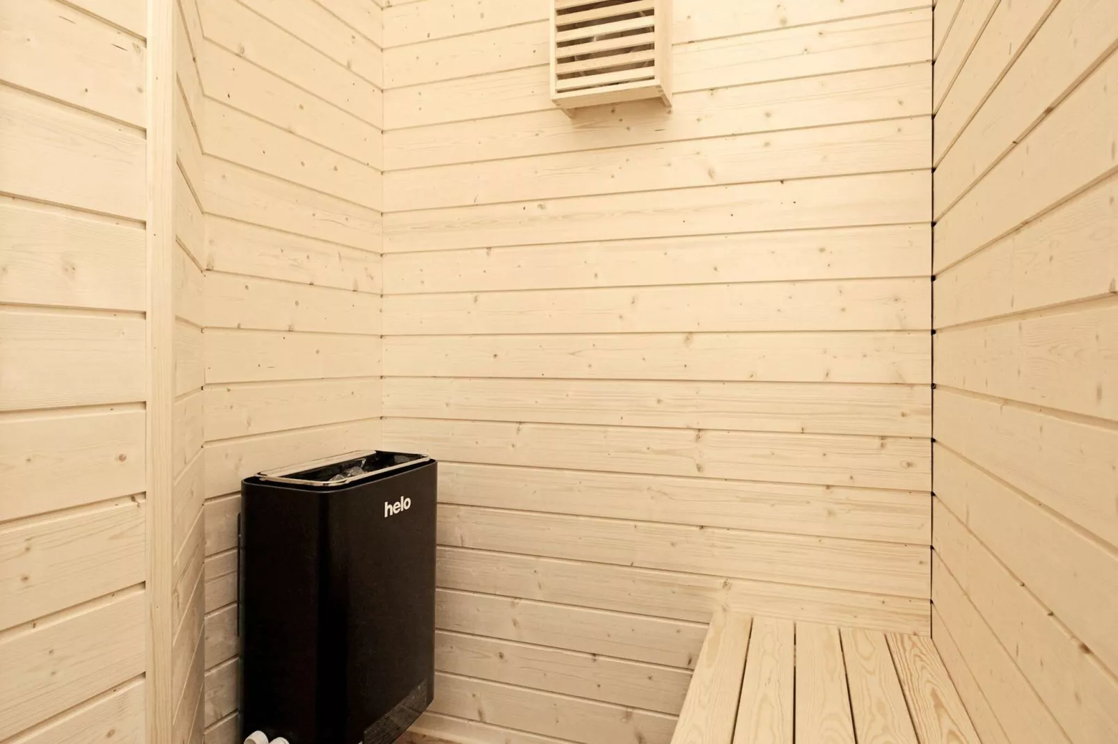 9 persoons vakantie huis in Hals-Sauna