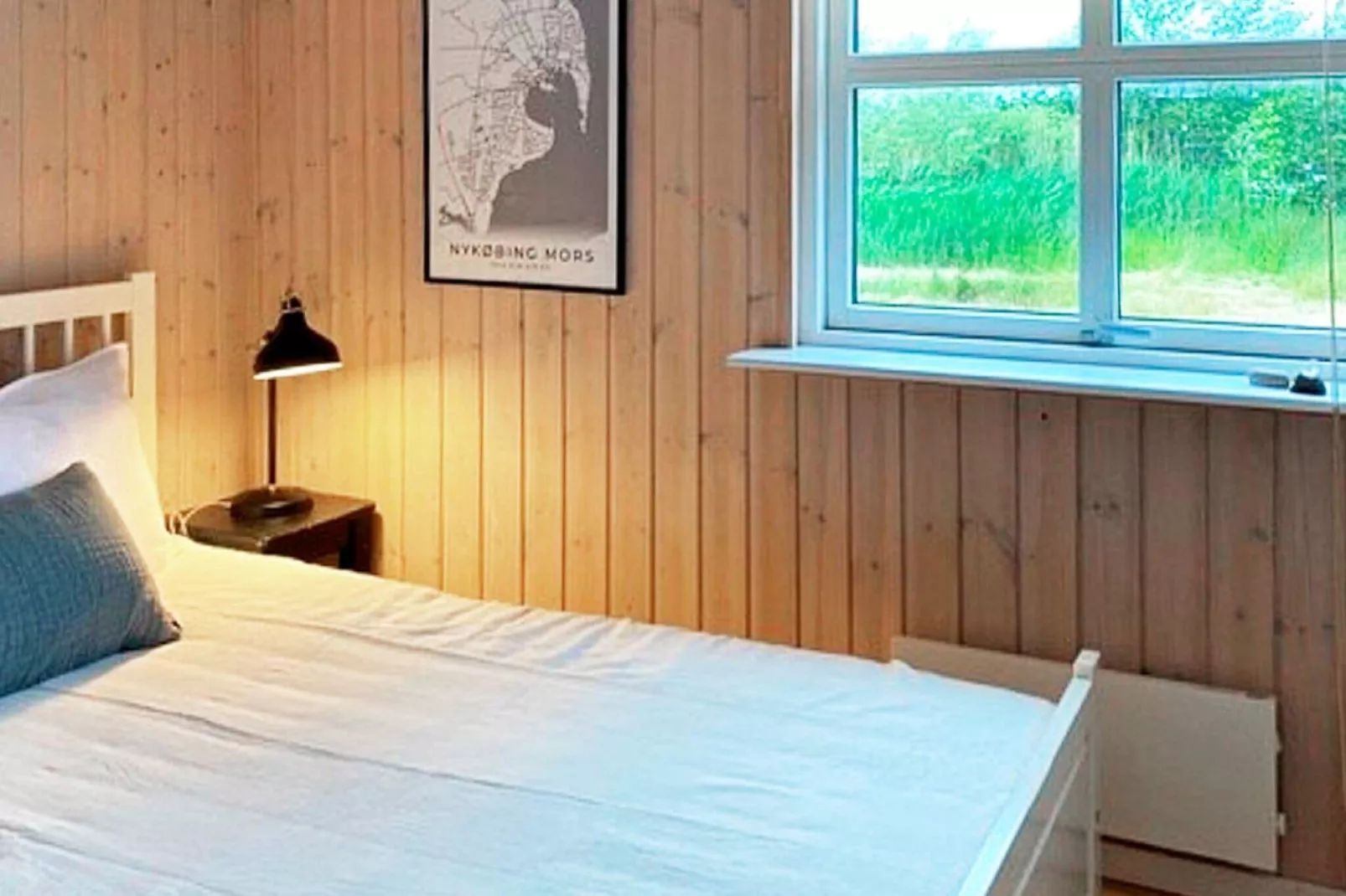 Modern vakantiehuis in Øster Assels met overdekt terras-Binnen