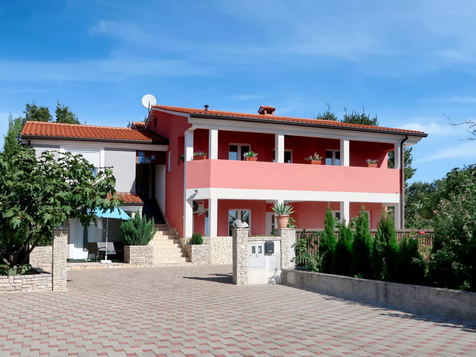 Villa Comottin-Buiten