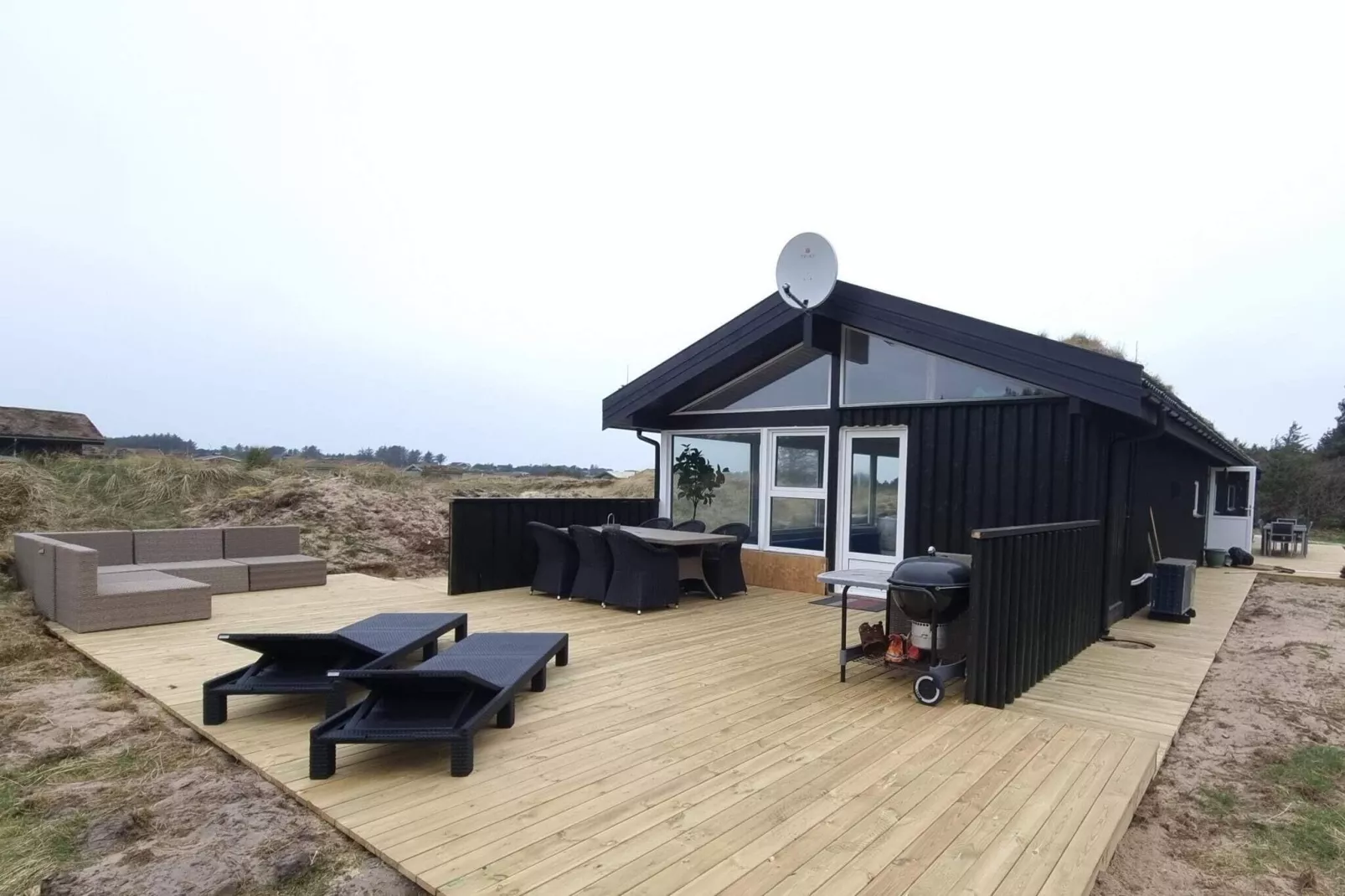 Rustiek vakantiehuis in Løkken met zwembad-Buitenlucht