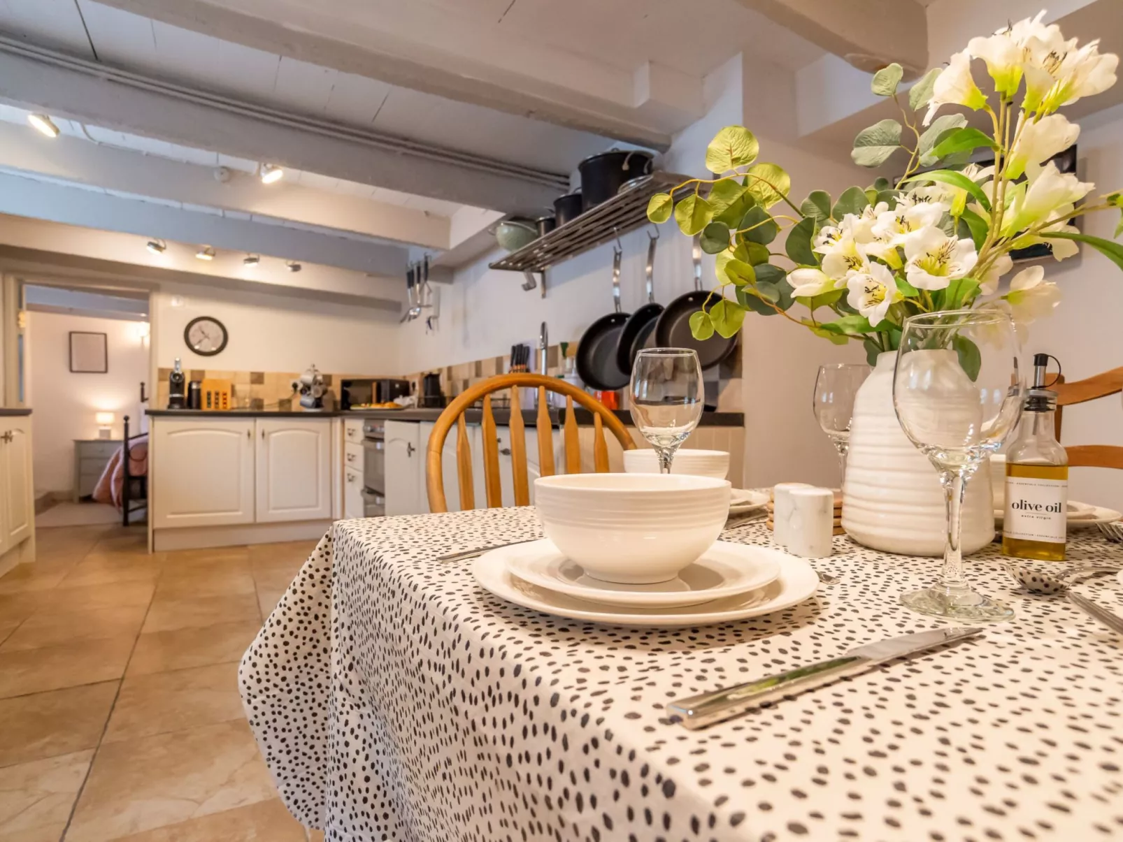 Issey Cottage-Binnen