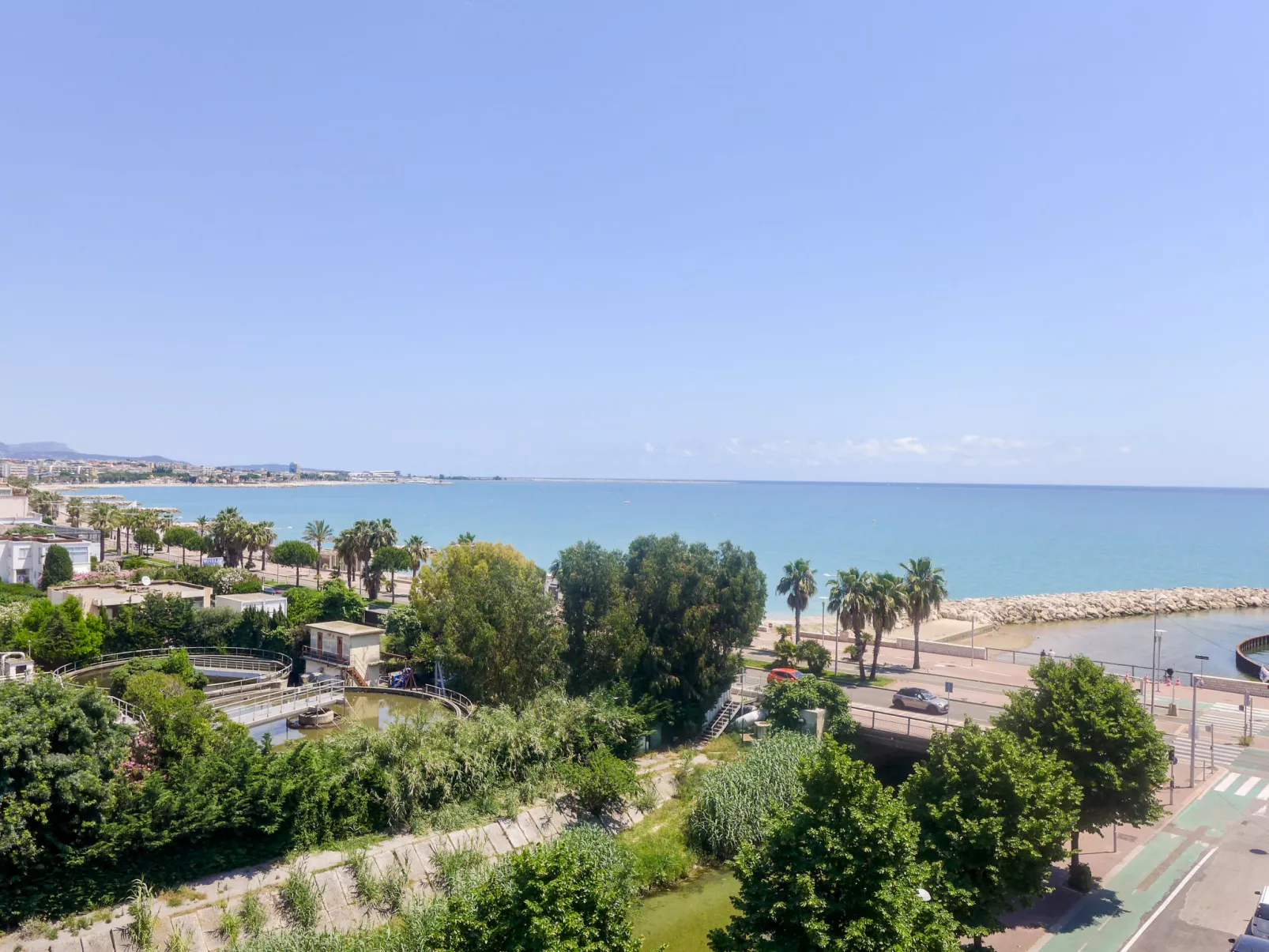 Le Cagnes Beach-Buiten