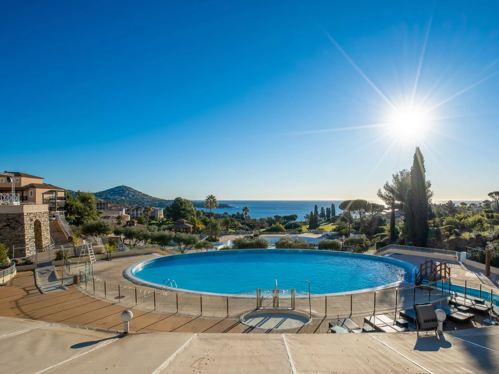 Cap Estérel - Le Hameau (Mini Villa 35)-Buiten