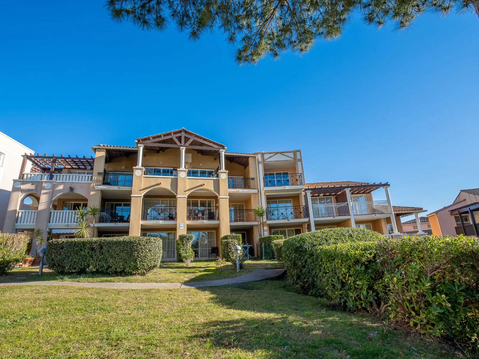 Cap Estérel - Le Hameau (Mini Villa 35)-Buiten