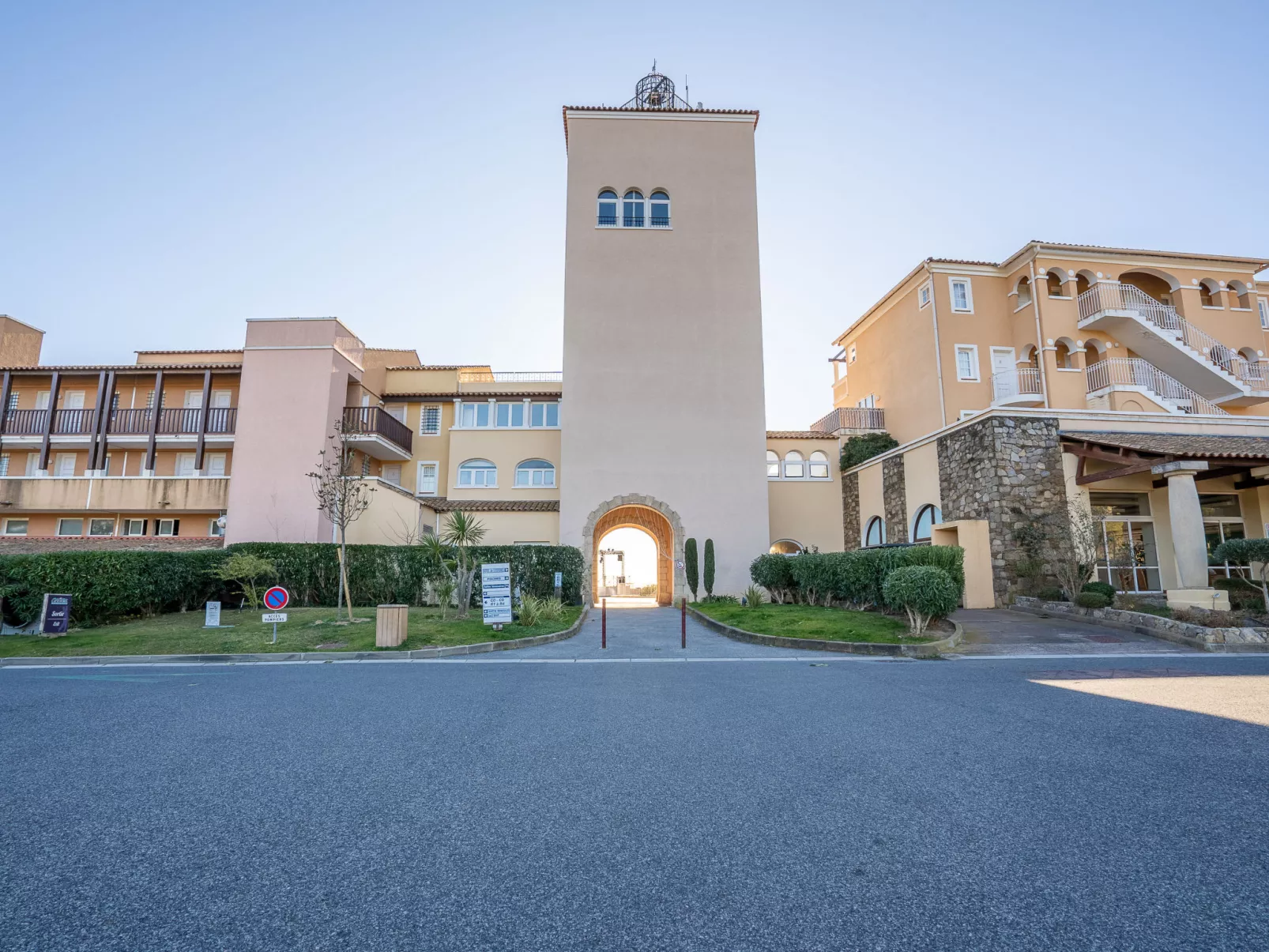 Cap Estérel - Le Hameau (Mini Villa 35)-Buiten