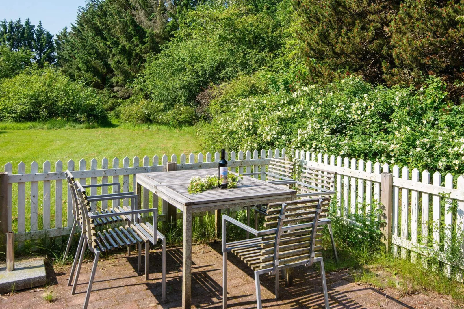 Rustiek vakantiehuis met tuin in Ulfborg-Uitzicht