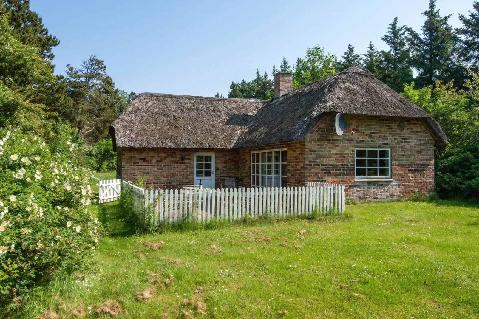 Rustiek vakantiehuis met tuin in Ulfborg-Uitzicht