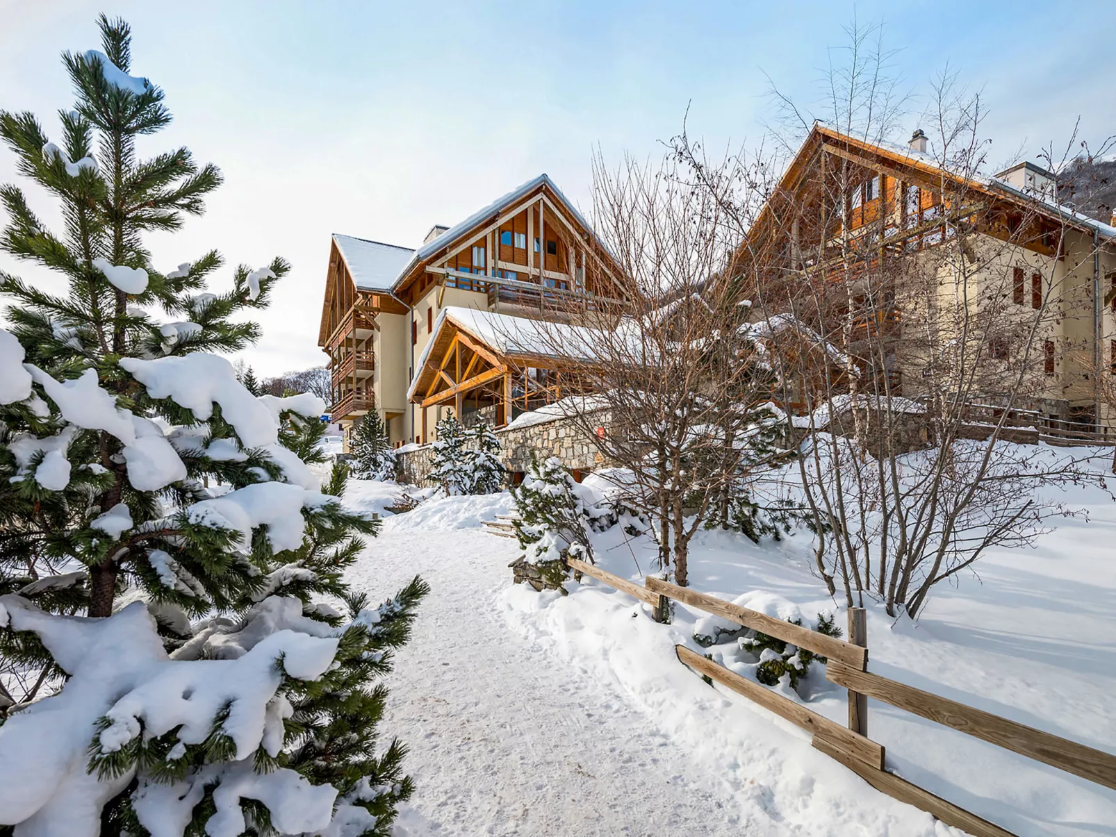 Les Chalets du Galibier-Buiten