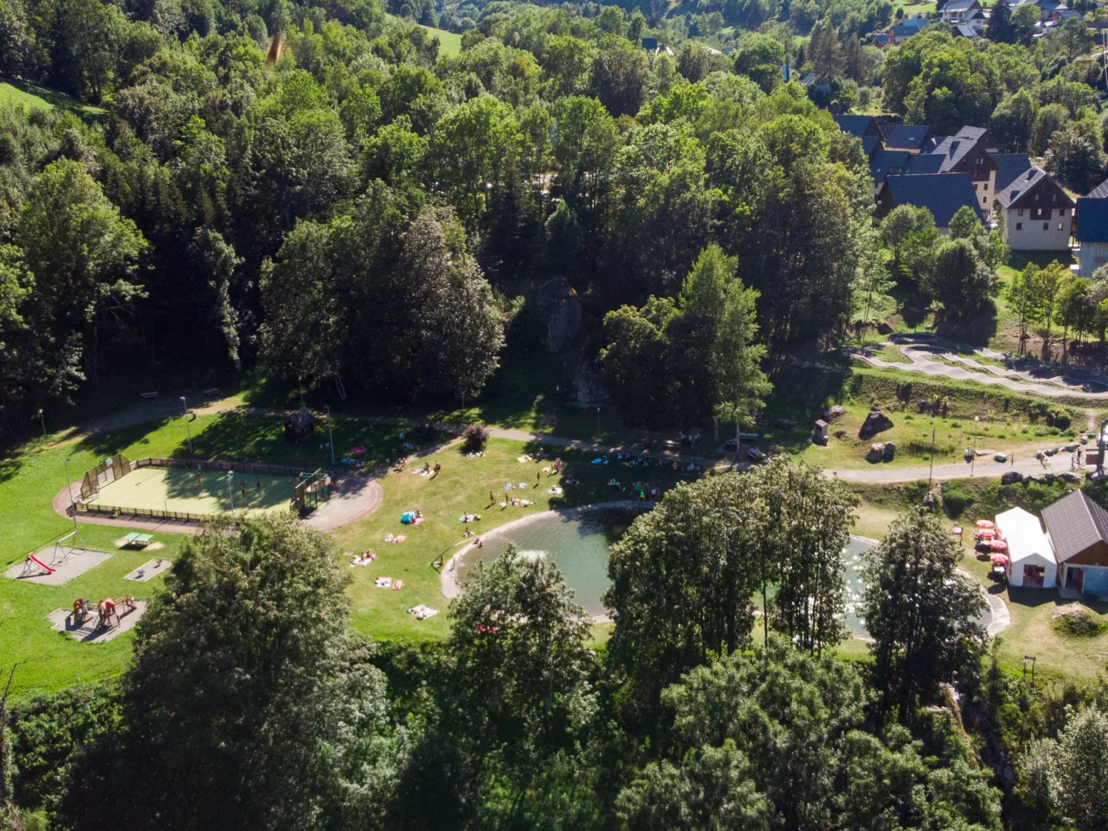 Les Hameaux de la Perrière-Buiten