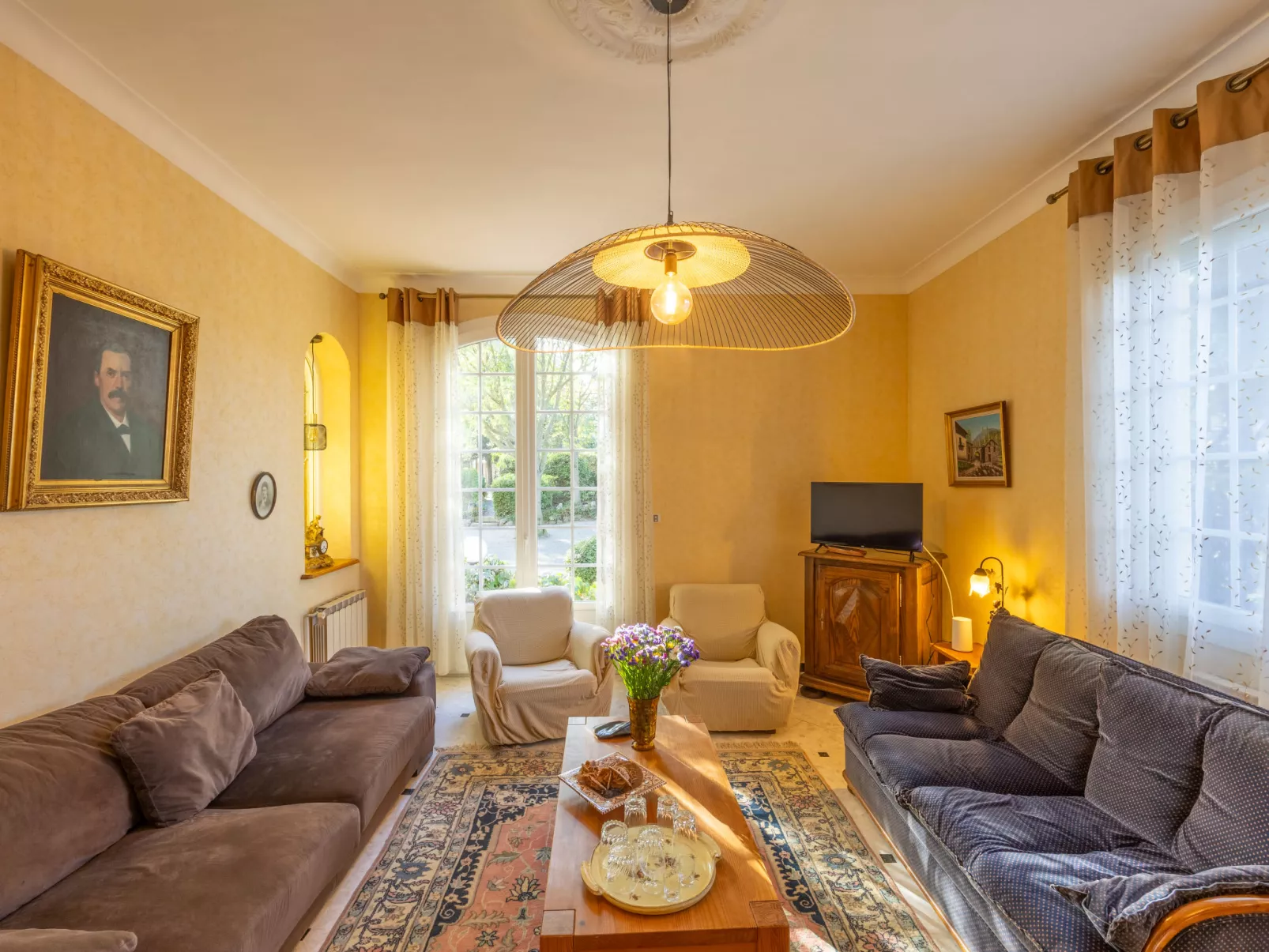Le Clos Saint Emilie (Tennis & piscine)-Binnen