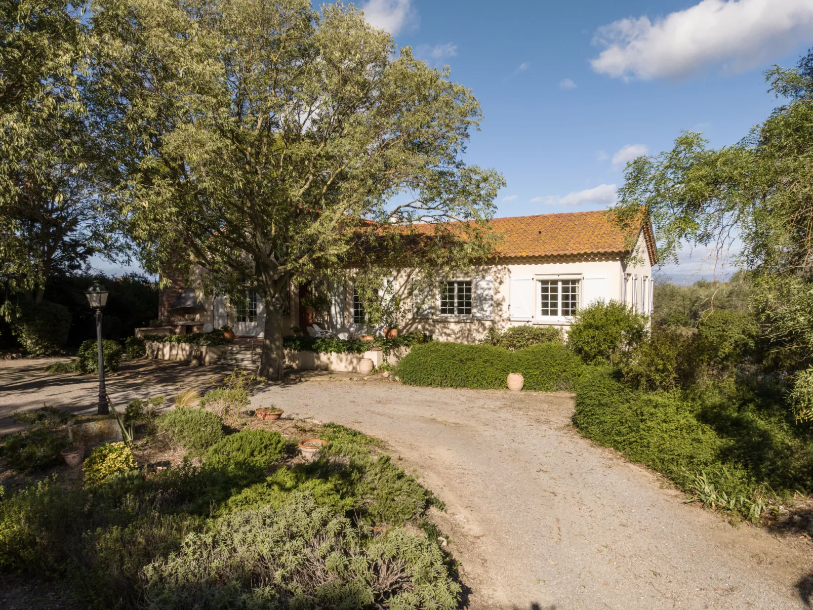 Le Clos Saint Emilie (Tennis & piscine)-Buiten
