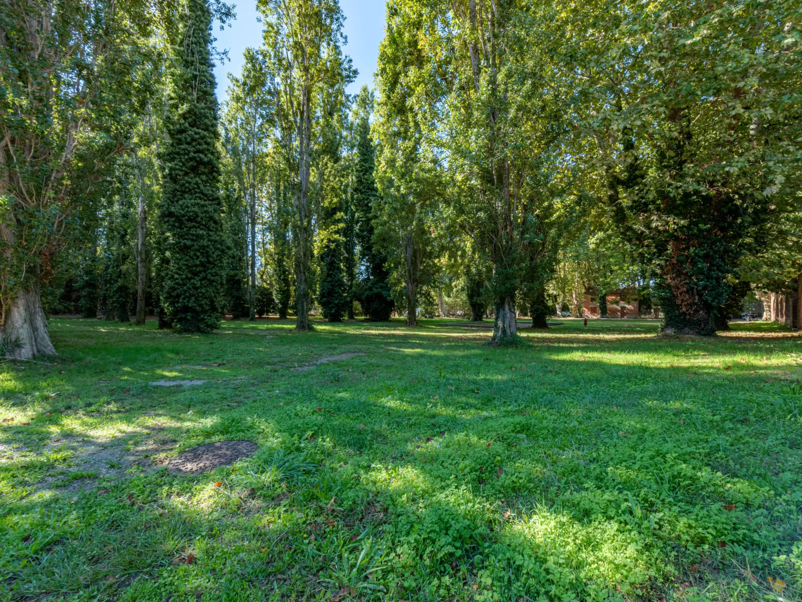 Les Bastides de Grand Stade-Buiten