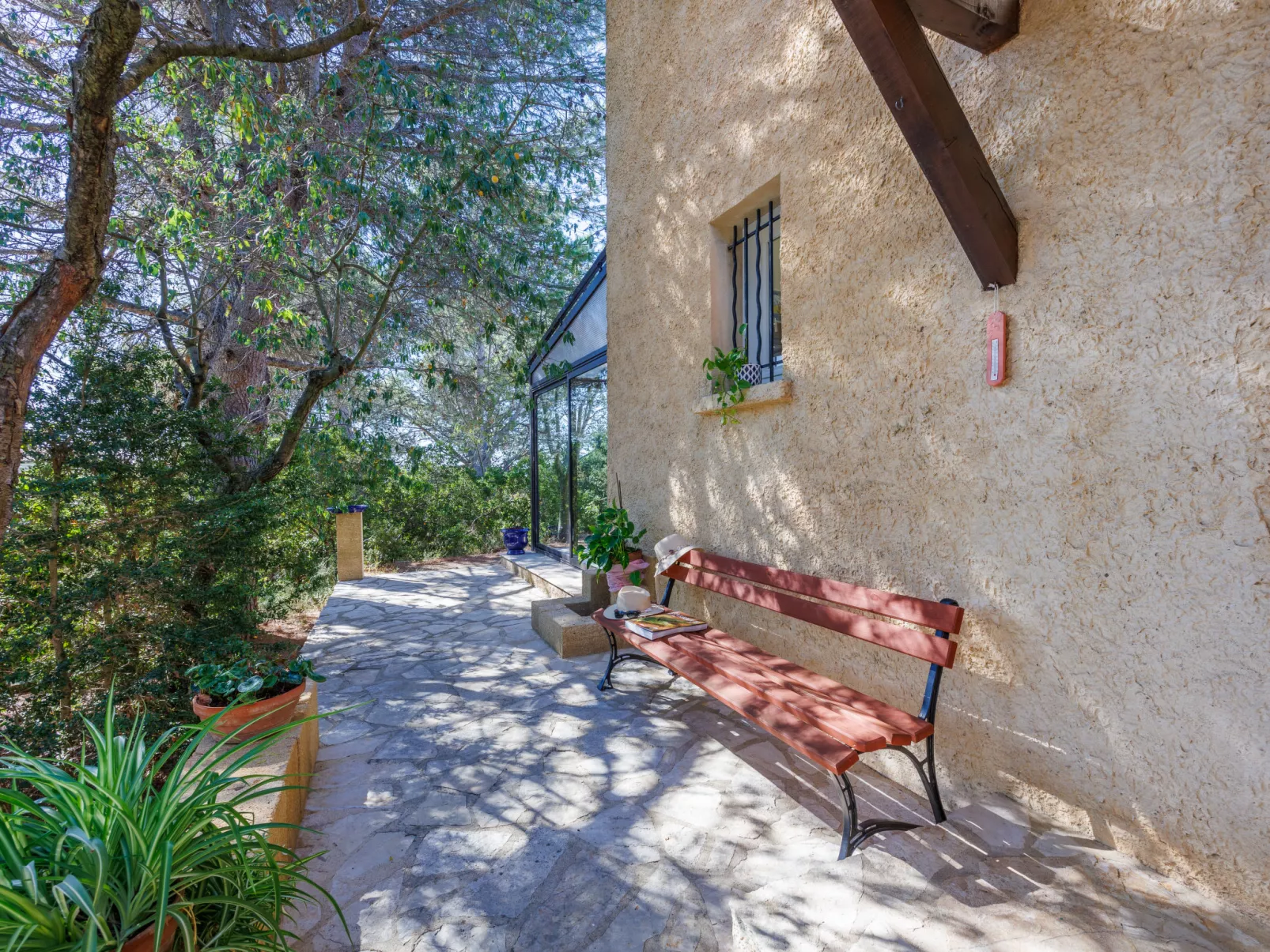 Les Garrigues d'Ozilhan-Buiten