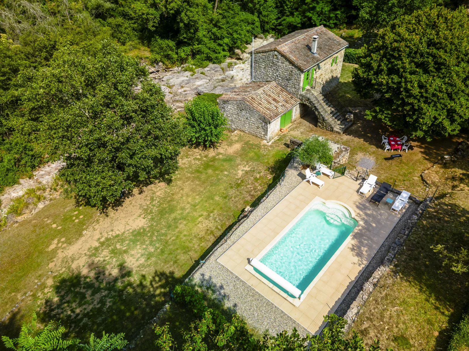 Le Moulin-Buiten