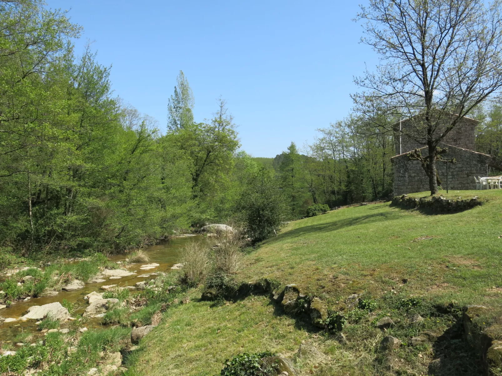 Le Moulin-Buiten