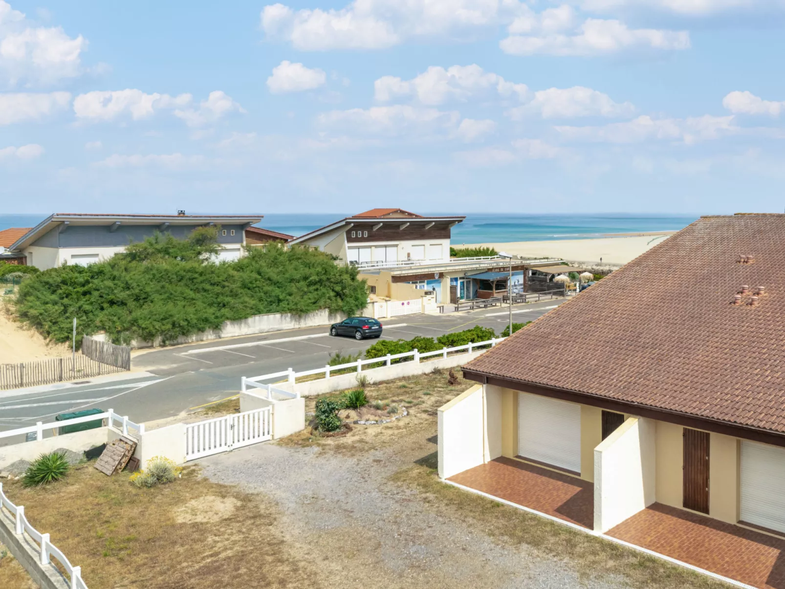 Côte Sud-Buiten