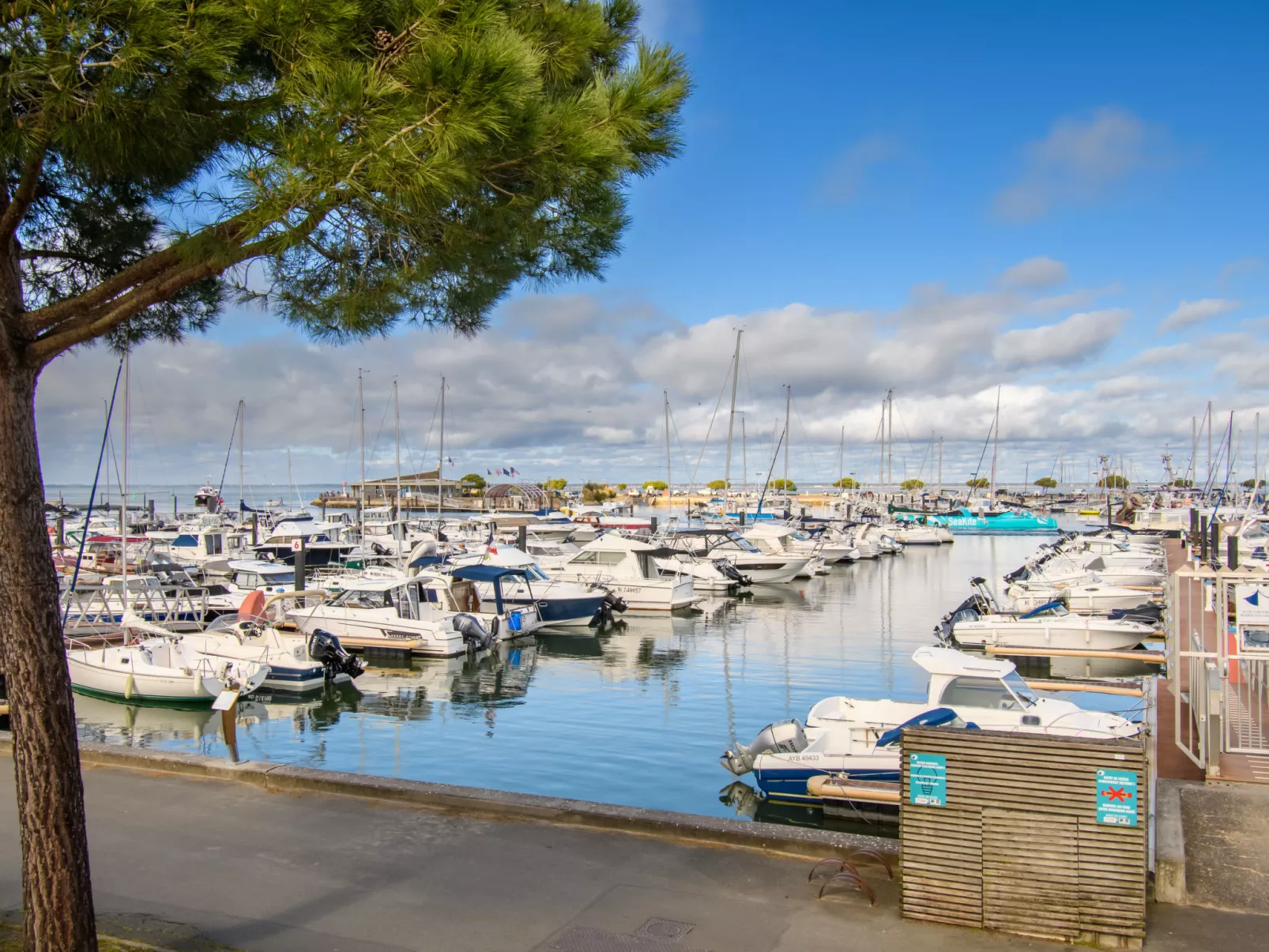 Grand voile-Buiten