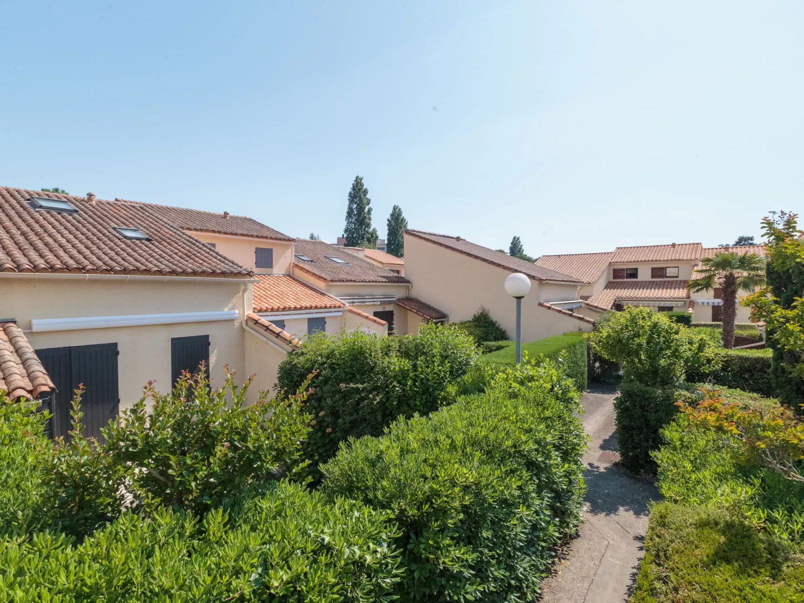 Hameau des Flots-Buiten