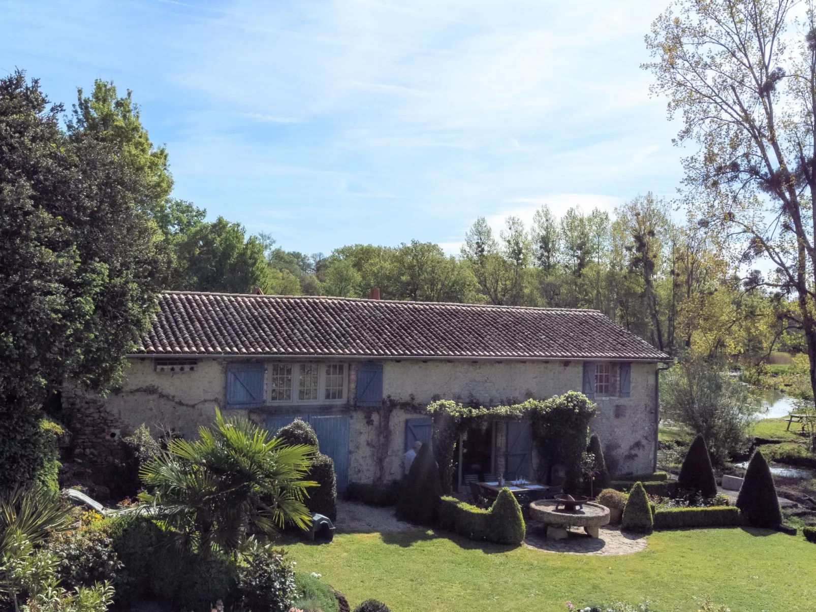 Moulin De Mois-Buiten