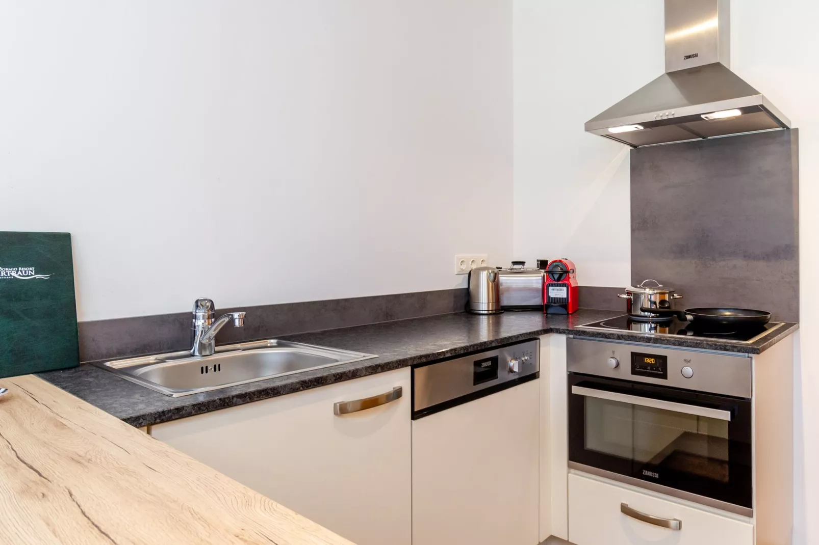 Luxery Salzkammergut Studio Comfort F-Keuken
